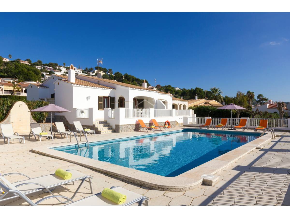 Villa Horizonte - sea views in Torre Solí Nou