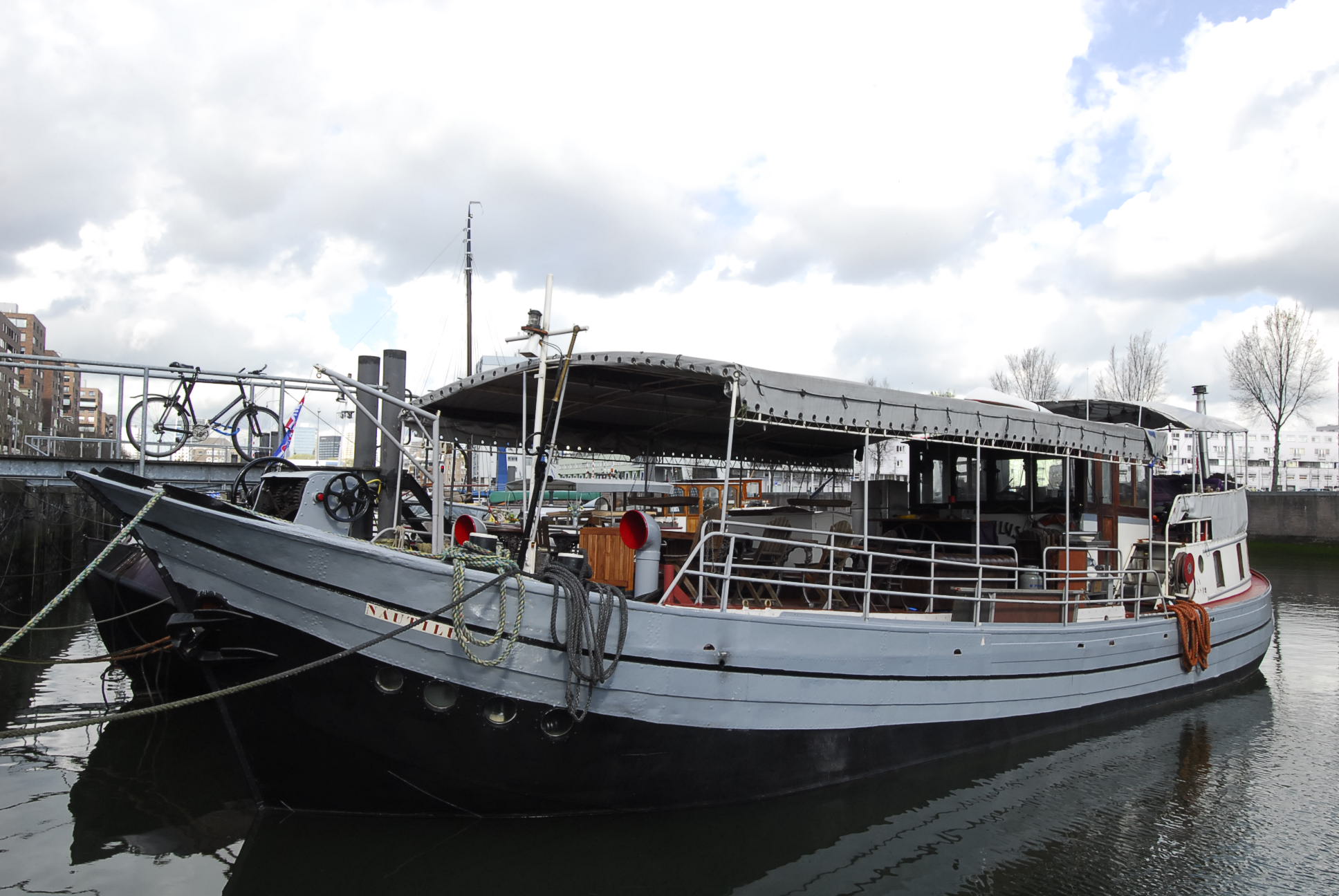 B&B boat "the Nautilus" Rotterdam. Woonboten te Huur in Rotterdam