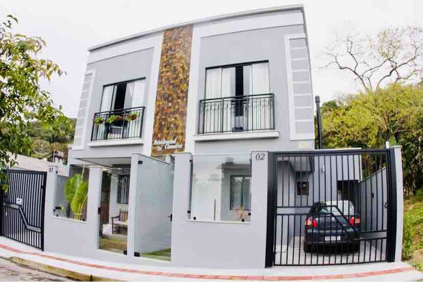 Sobrado nova 3 bedrooms 120 meters from the beach.