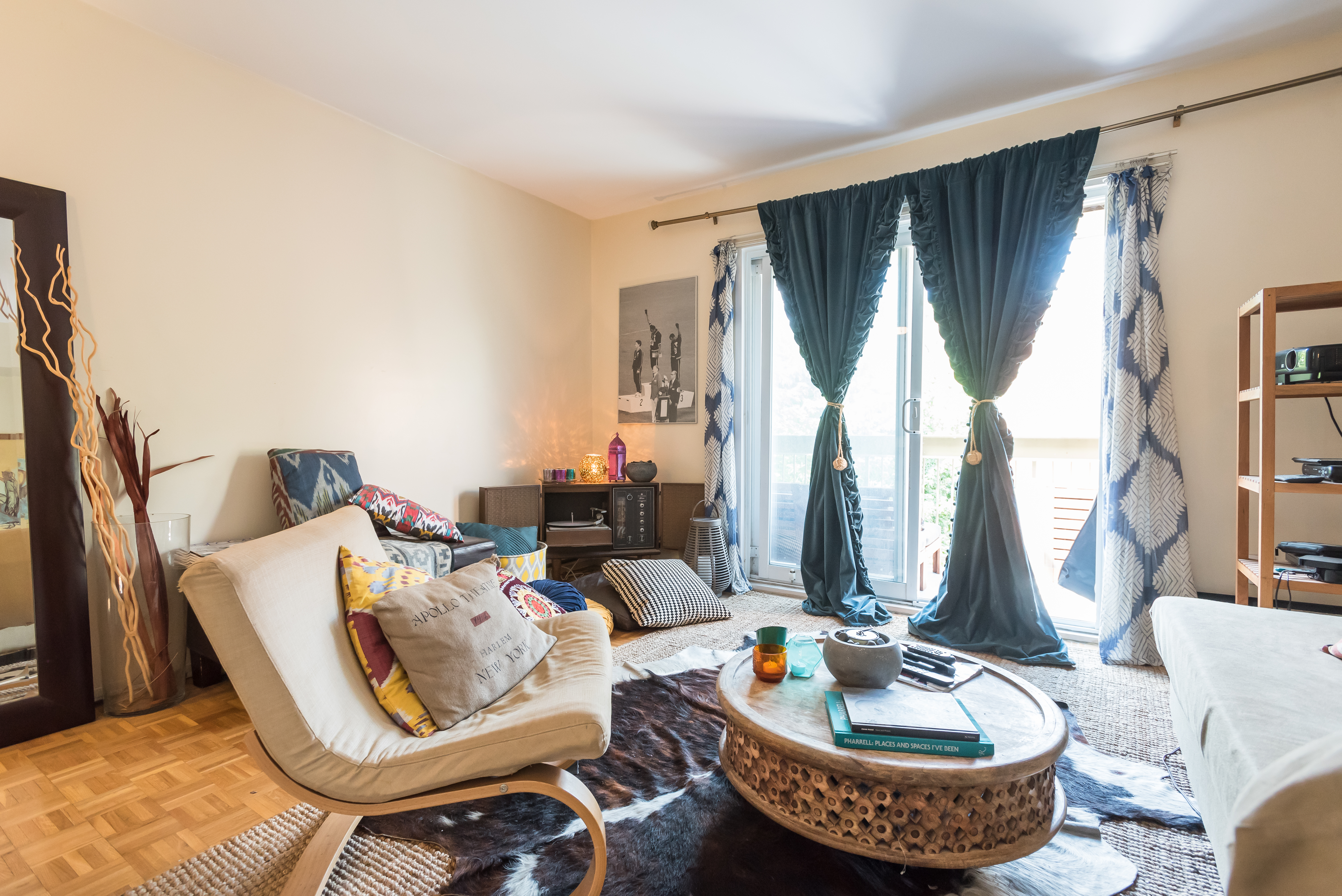 Charming Queen Street Oasis in Regent Park, Toronto