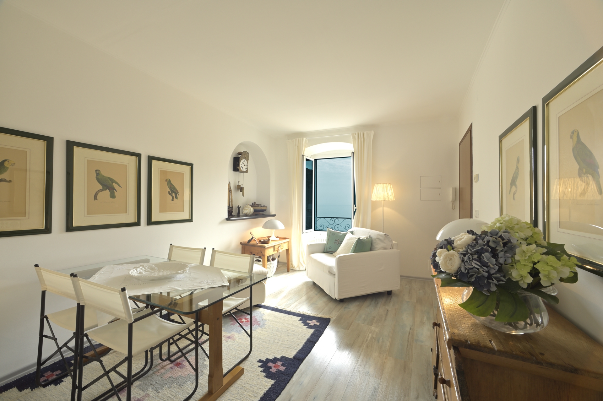 Two-room apartment 30m from the sea with Garage