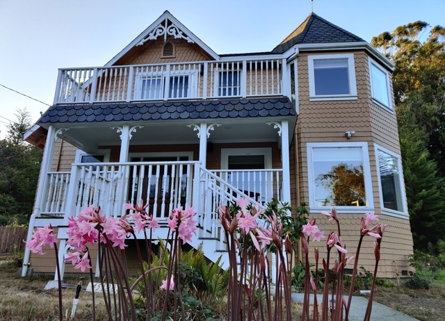 Little River - Ocean Views - Mendocino Coast