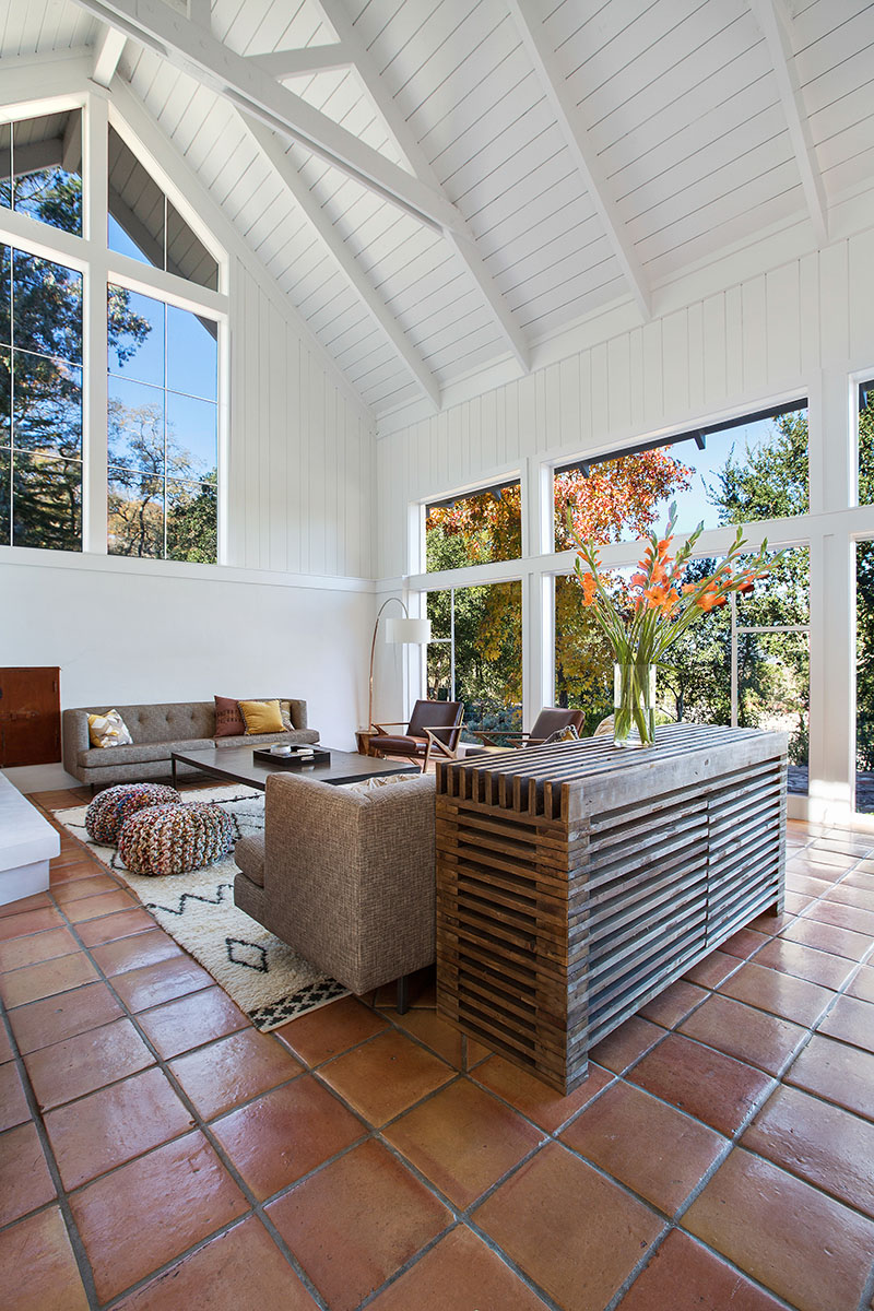 Modern Valley Home with Privacy and Views Houses for Rent in