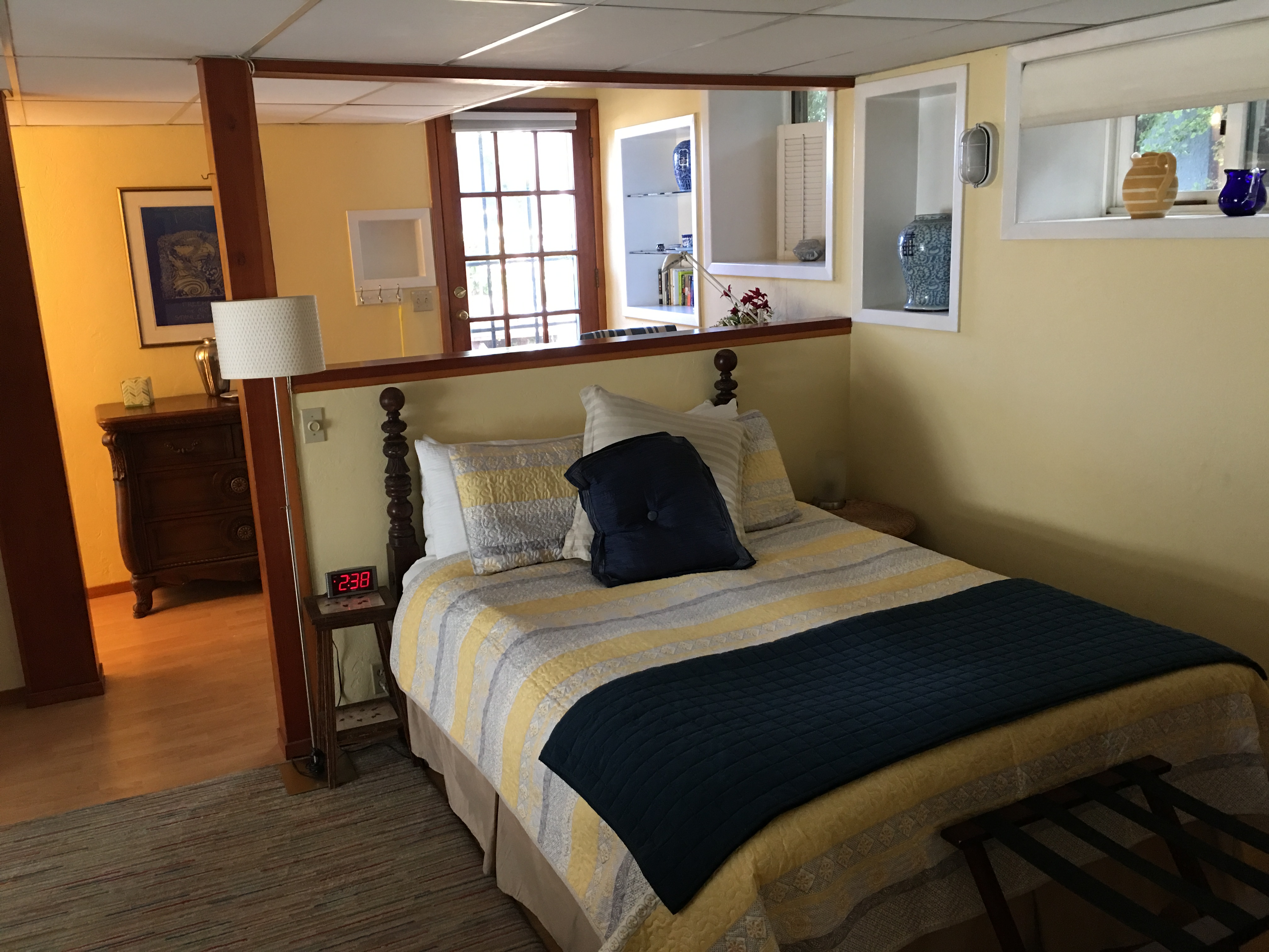 Glenview Fully Equipped Private Apartment Guest suites for Rent in