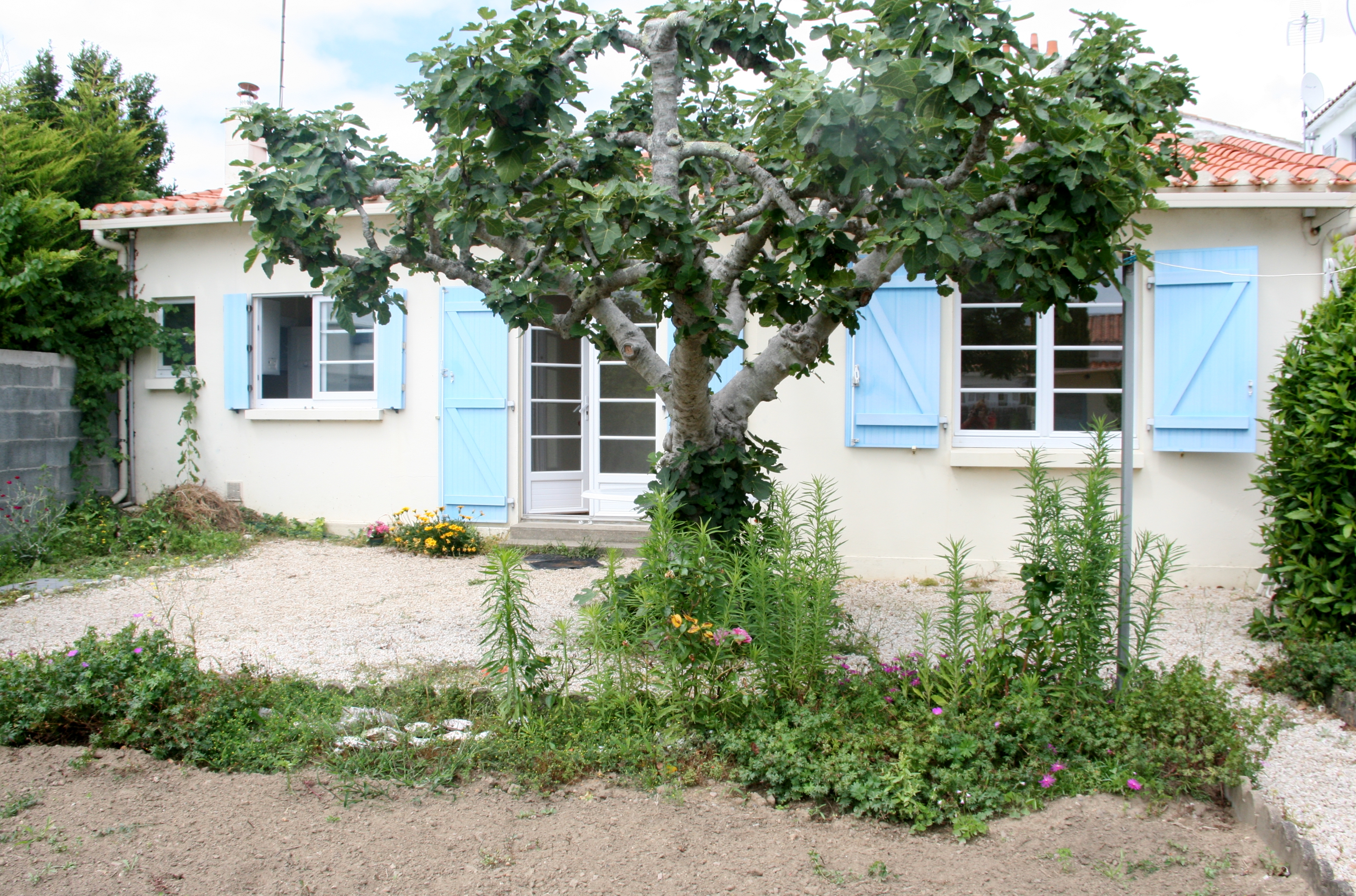 Small typical house sablaise