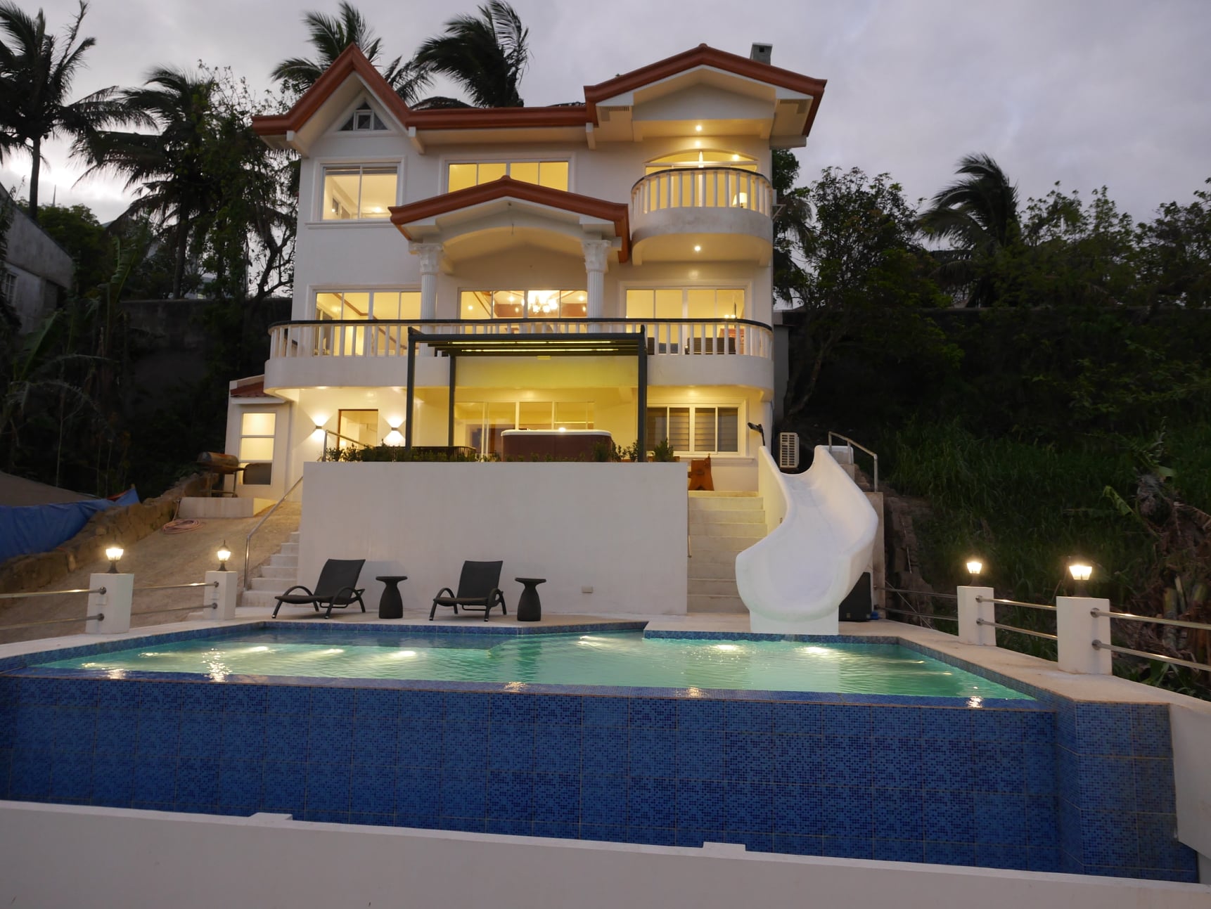 Frontera Tagaytay Supreme Villa Houses for Rent in Tagaytay