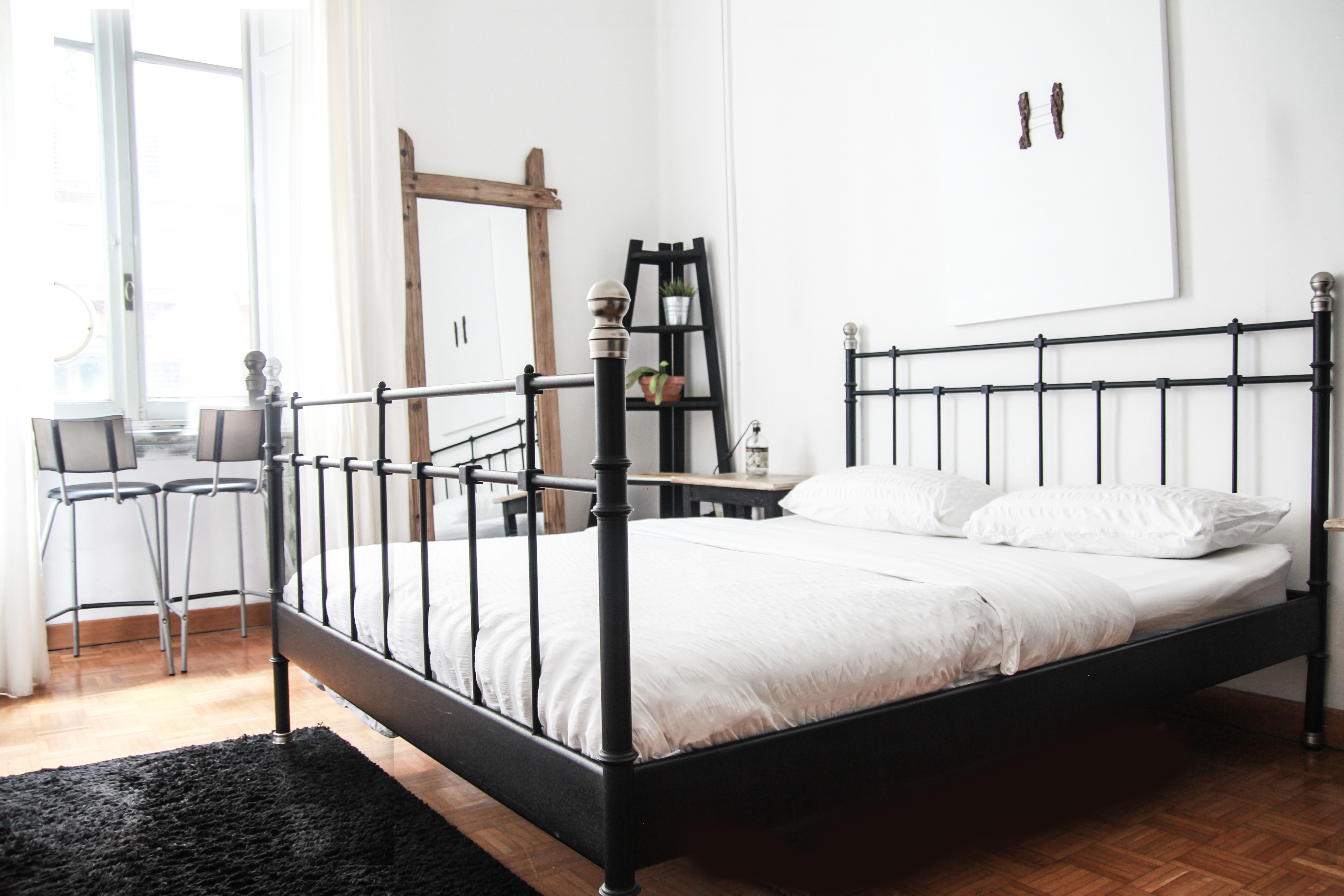 ★ The Black Swan BR ★ Trastevere's most Artsy APT