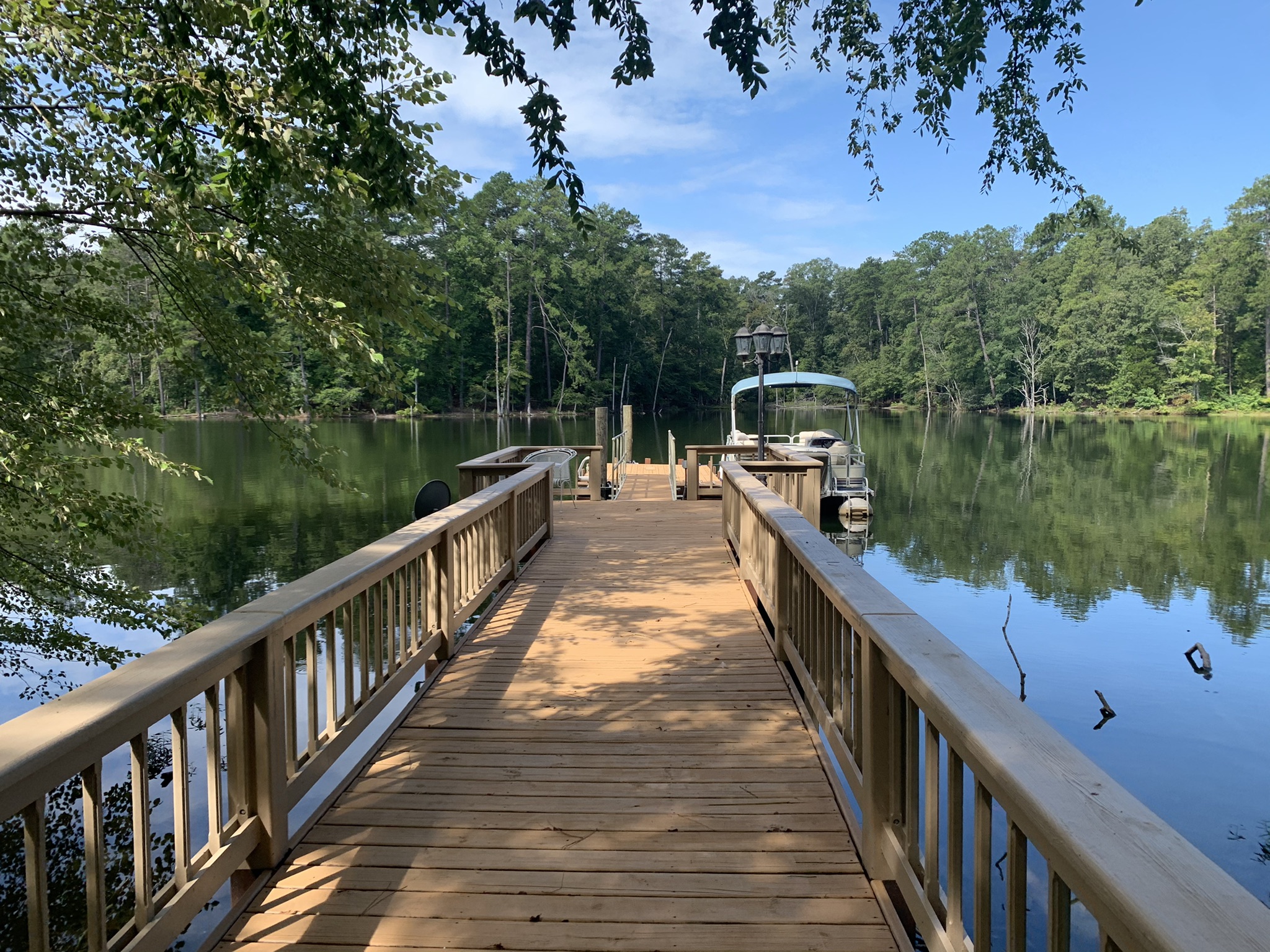 Sunset Gem private dock & boat ramp on Lake Murray Airbnb