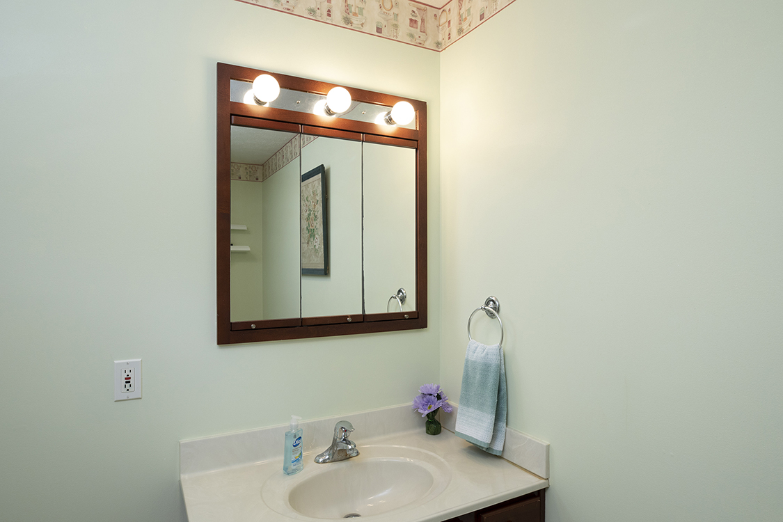 "Squeaky clean private country setting" - Houses for Rent ...