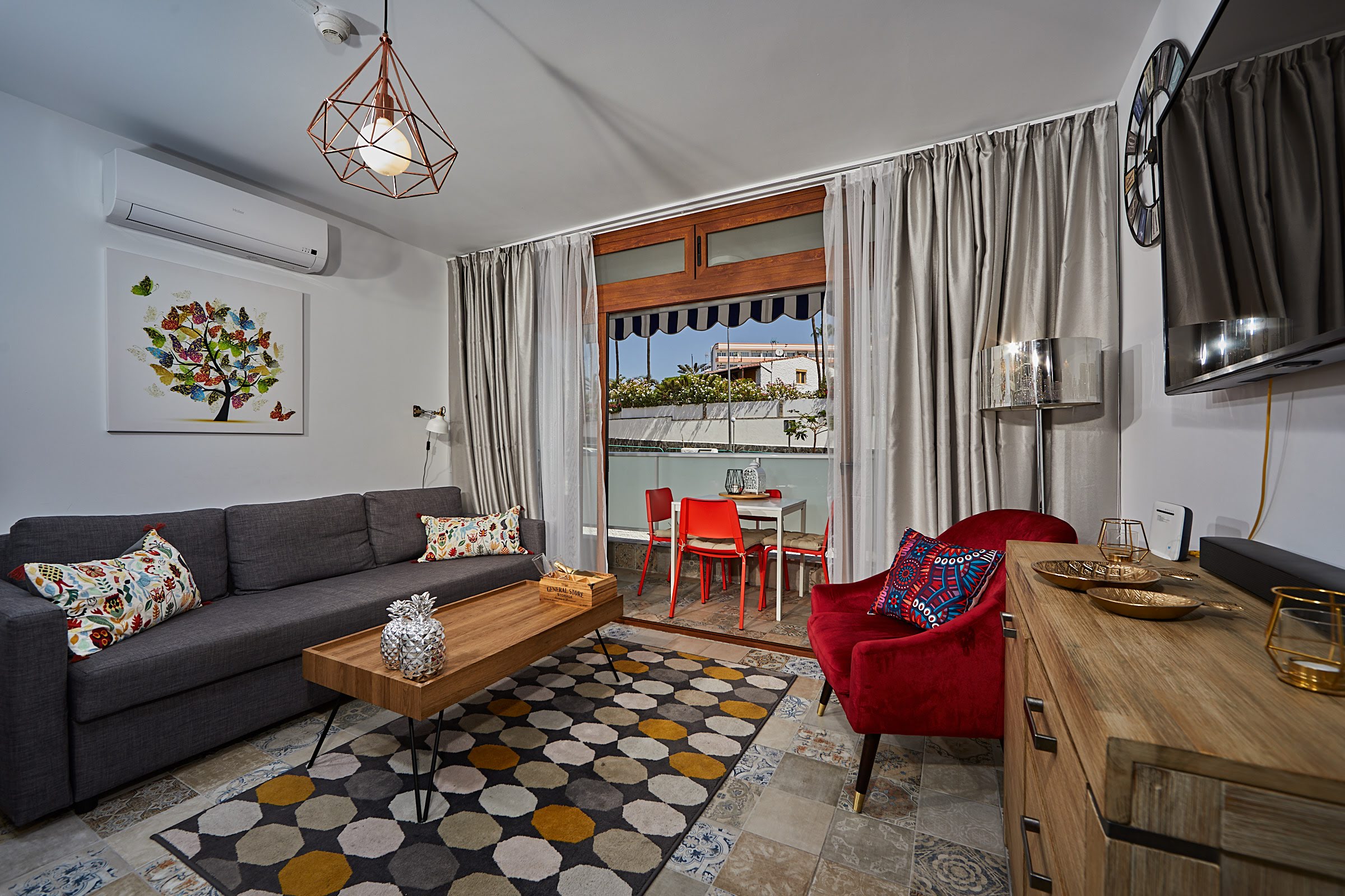 Mariposa Apartment, Yumbo 200m, Beach 400m, WiFi