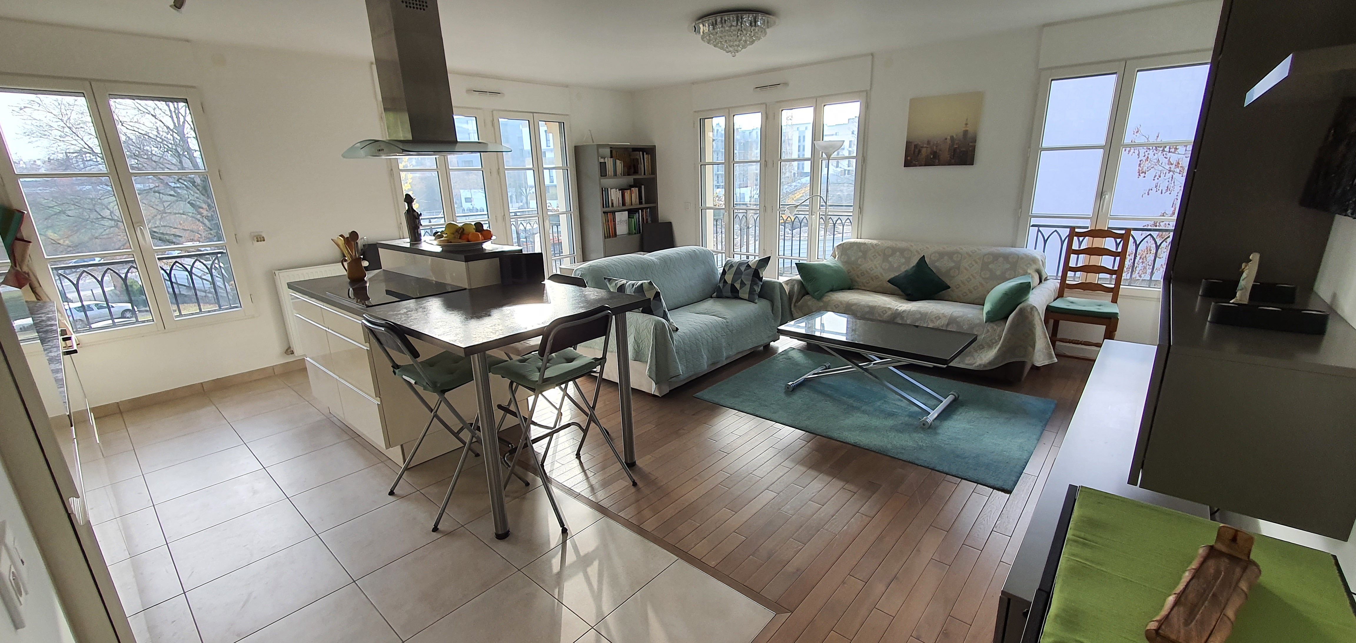 In the heart of Greater Paris, 20 min from center