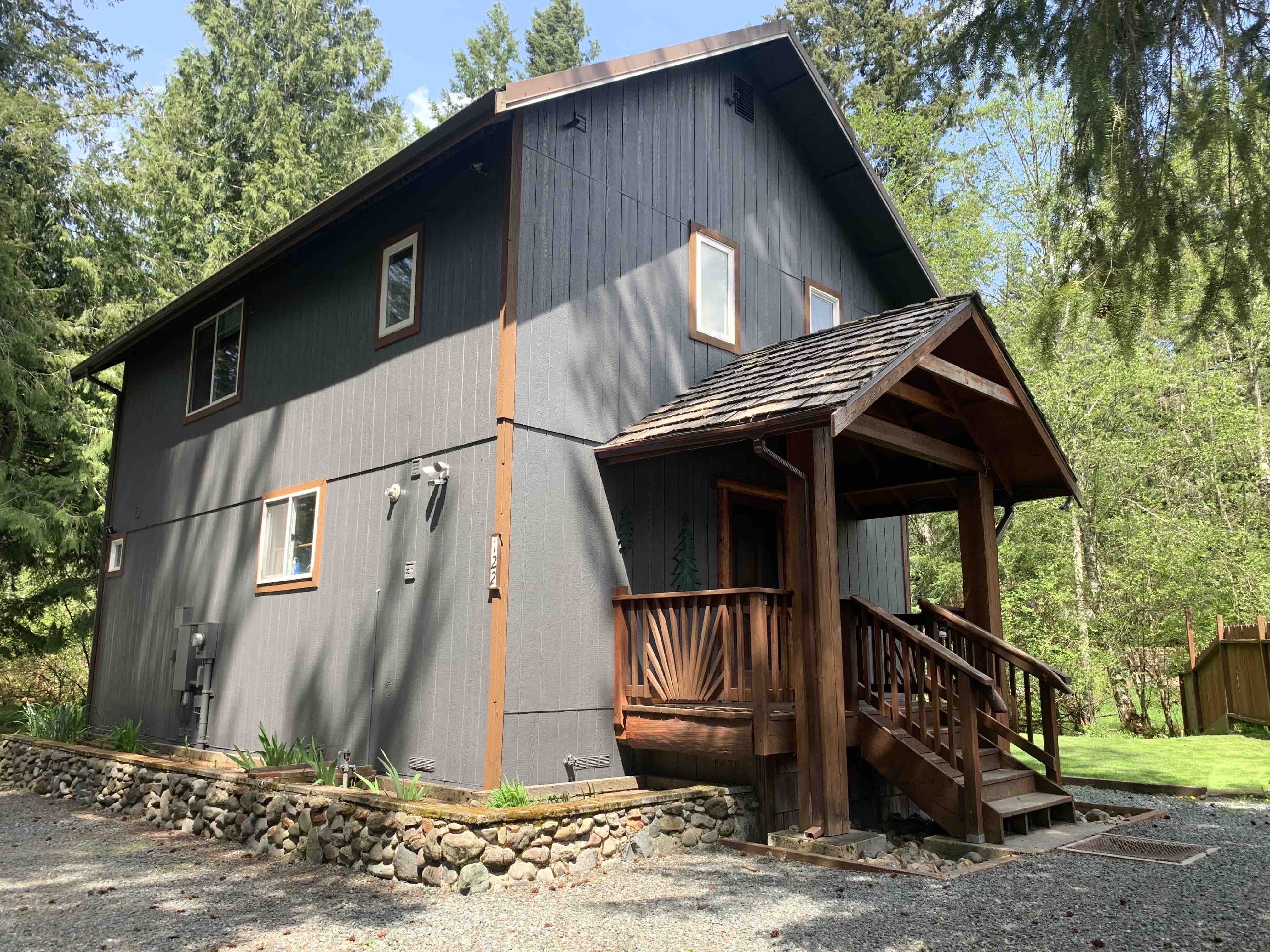 Little Creek Cabin near Mt Rainier Cabins for Rent in Ashford