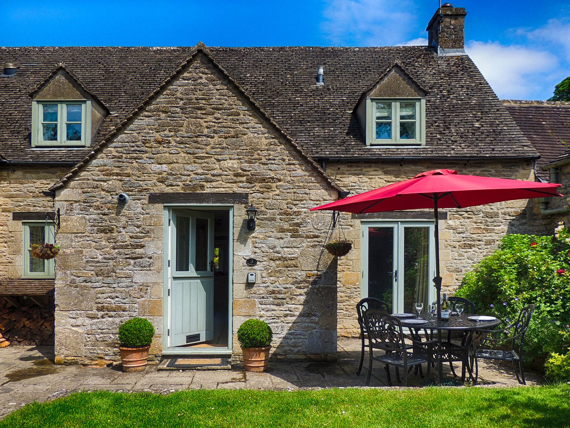 Paddy The Barber Bourton On The Water Home Facebook