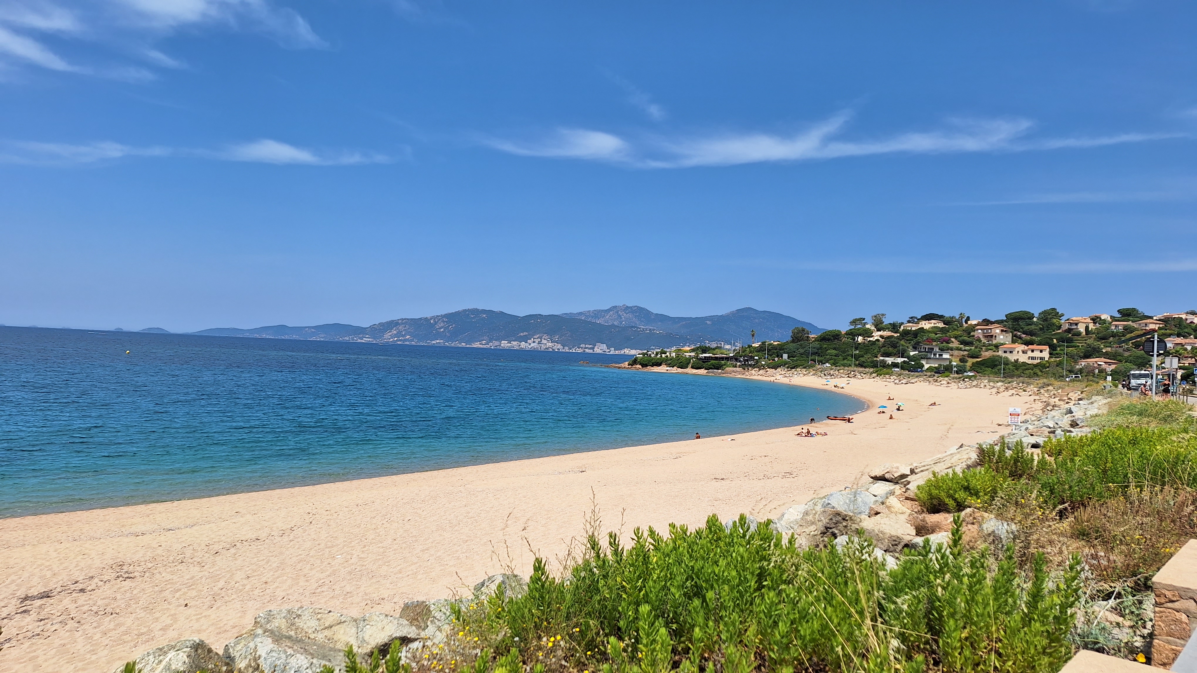 Maisonnette 4 people 3 min from the beach