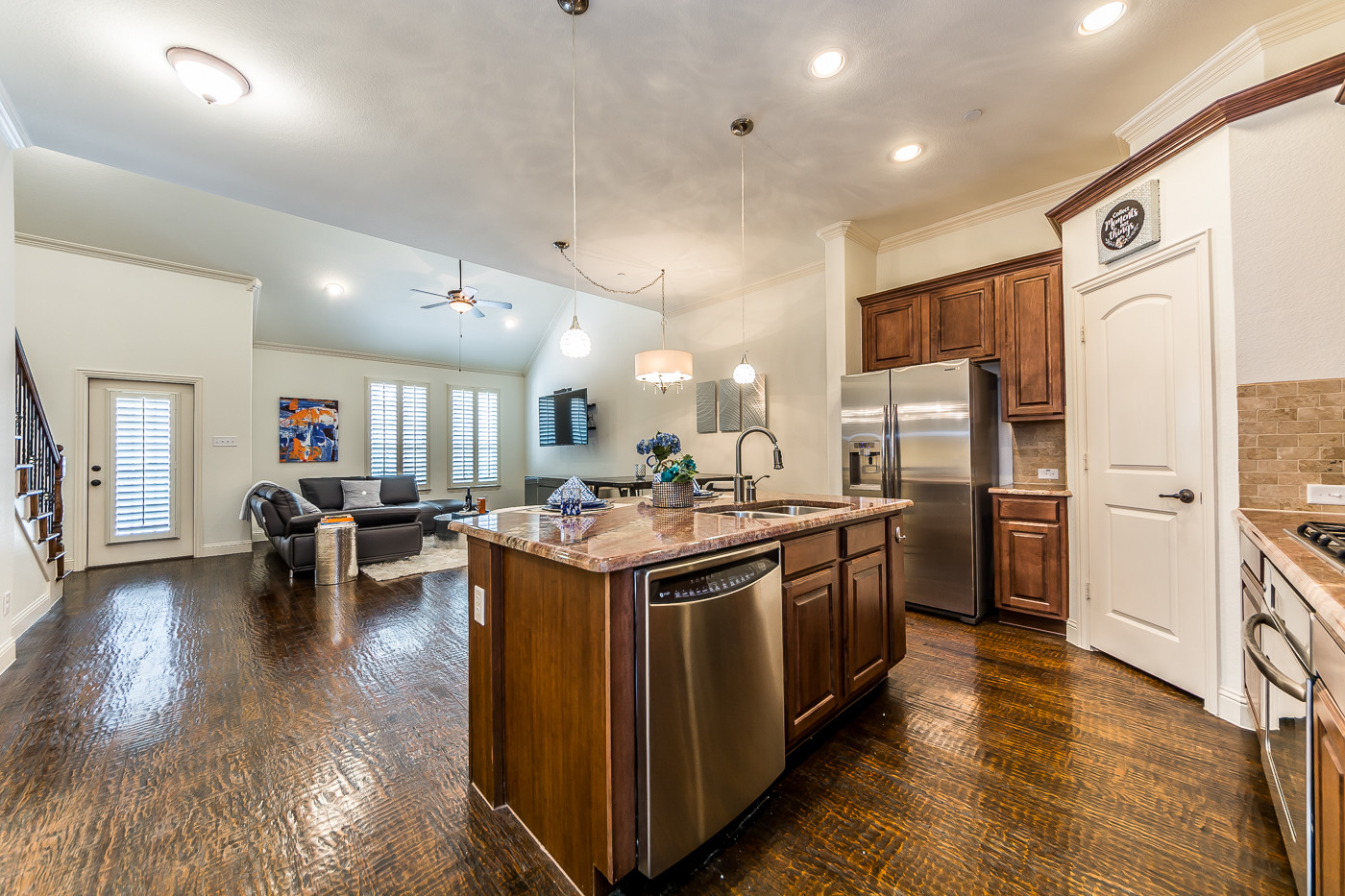 Luxury Townhome 1 Shops Legacy Townhouses for Rent in Plano, Texas, United States