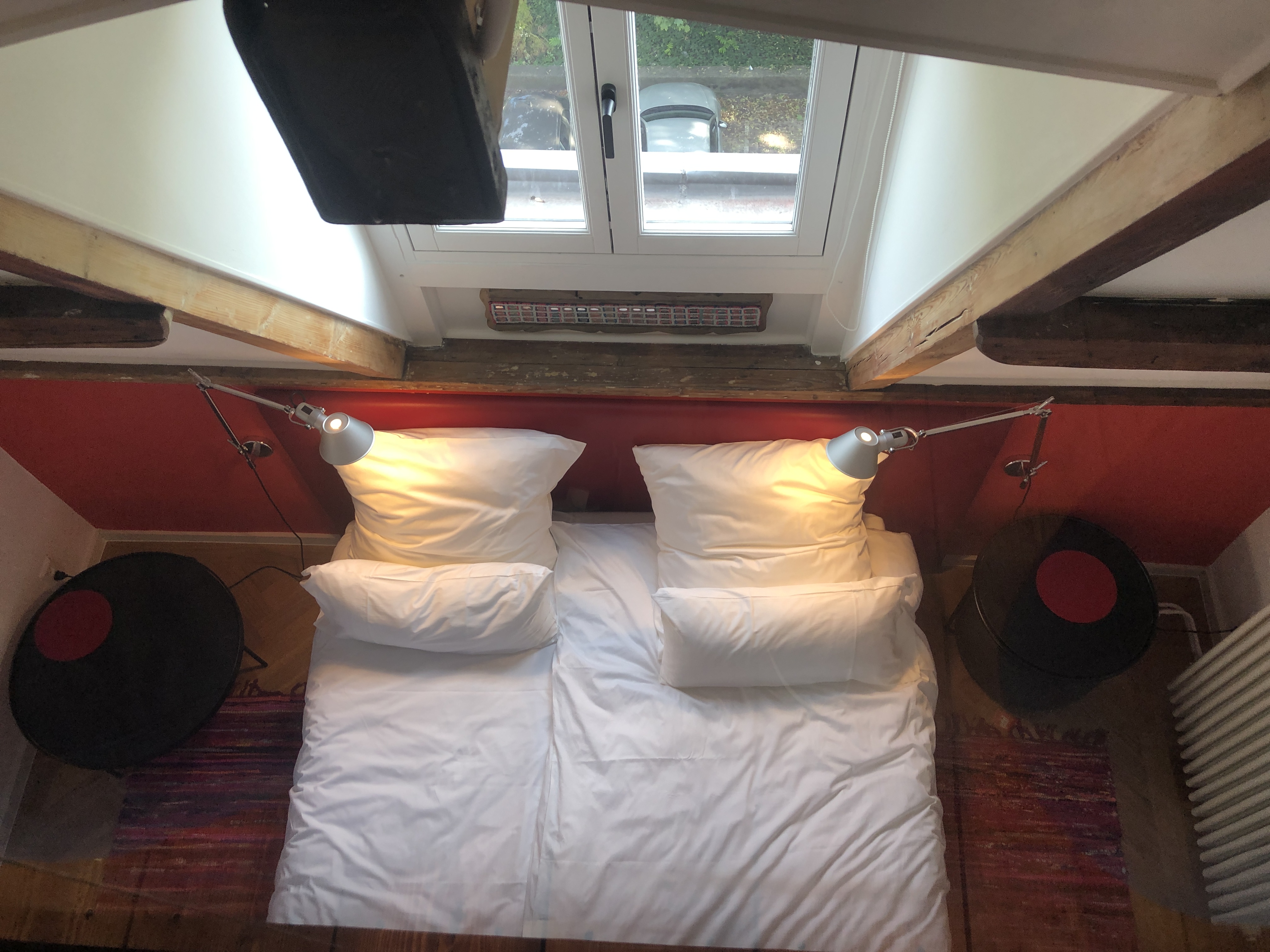 Downtown - Spacious room with private terrace — Amsterdam stay