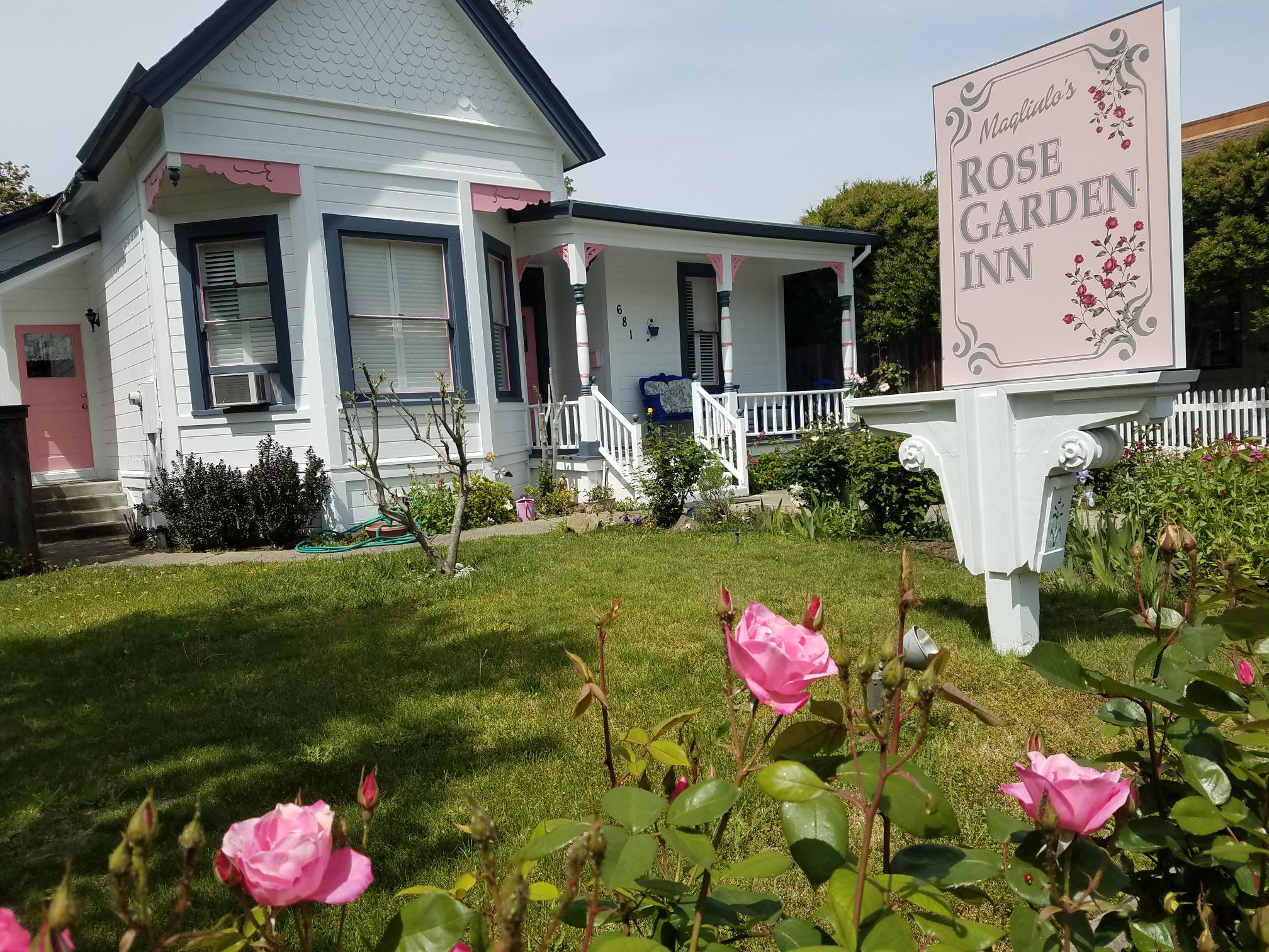 Rose Garden Inn Room 2 Shared Bathroom Sonoma Ca Airbnb