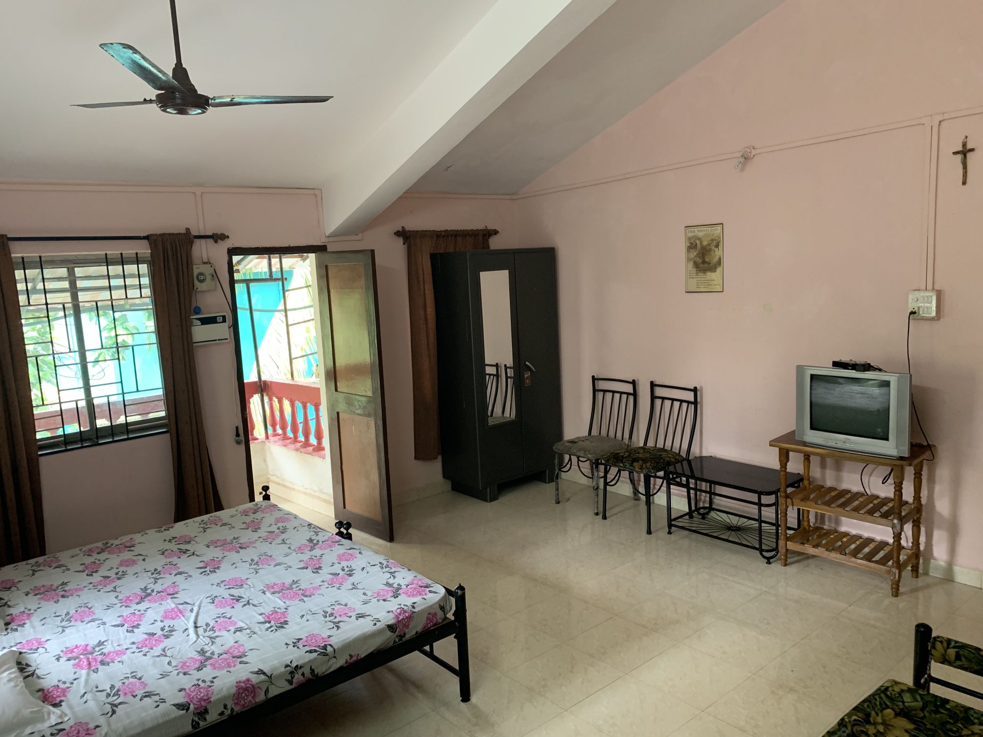 HOME AWAY FROM HOME - SHOEFLOWER