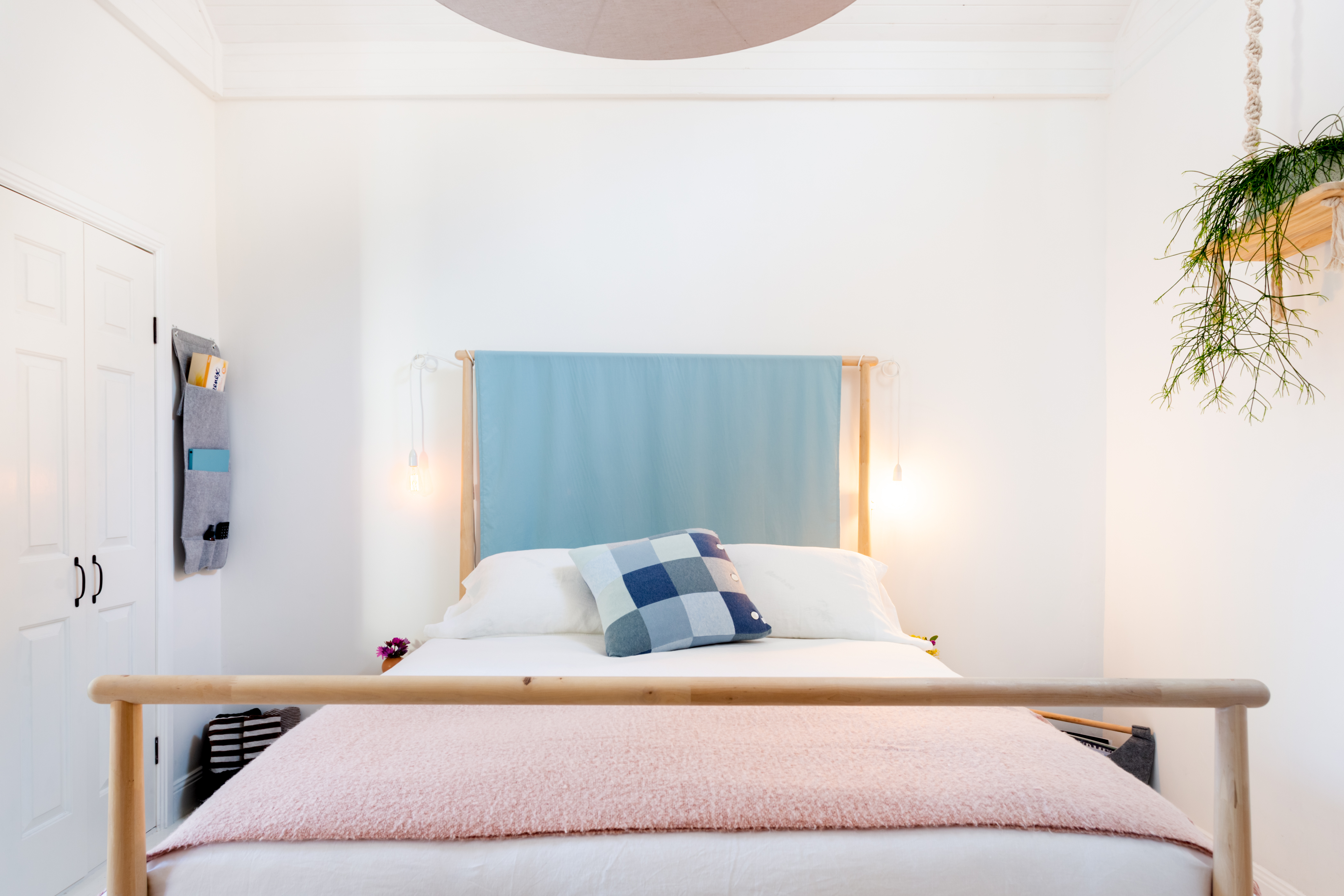 Light-Filled Scandinavian Studio in Carlton North