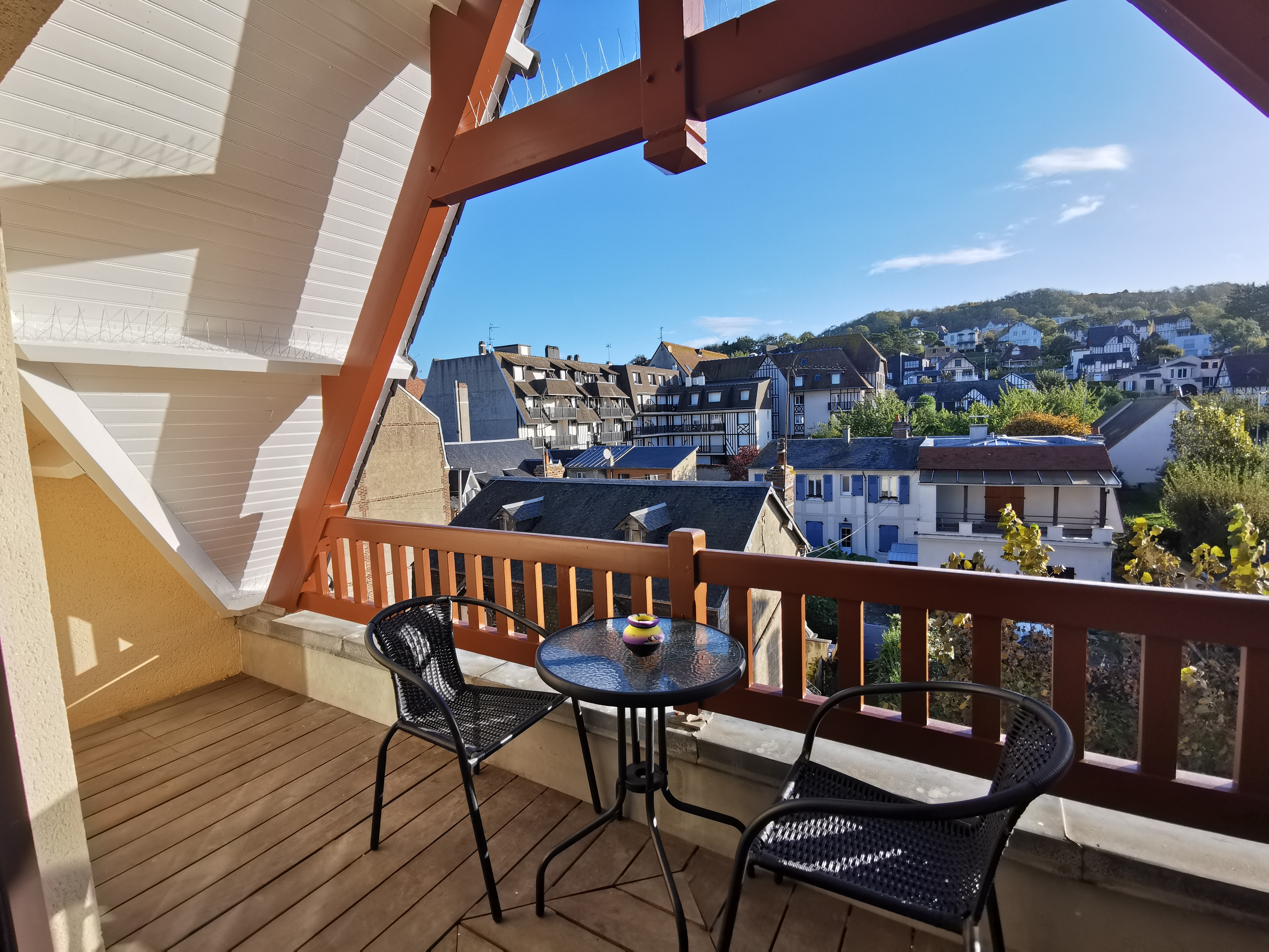 Top floor studio with a nice view
