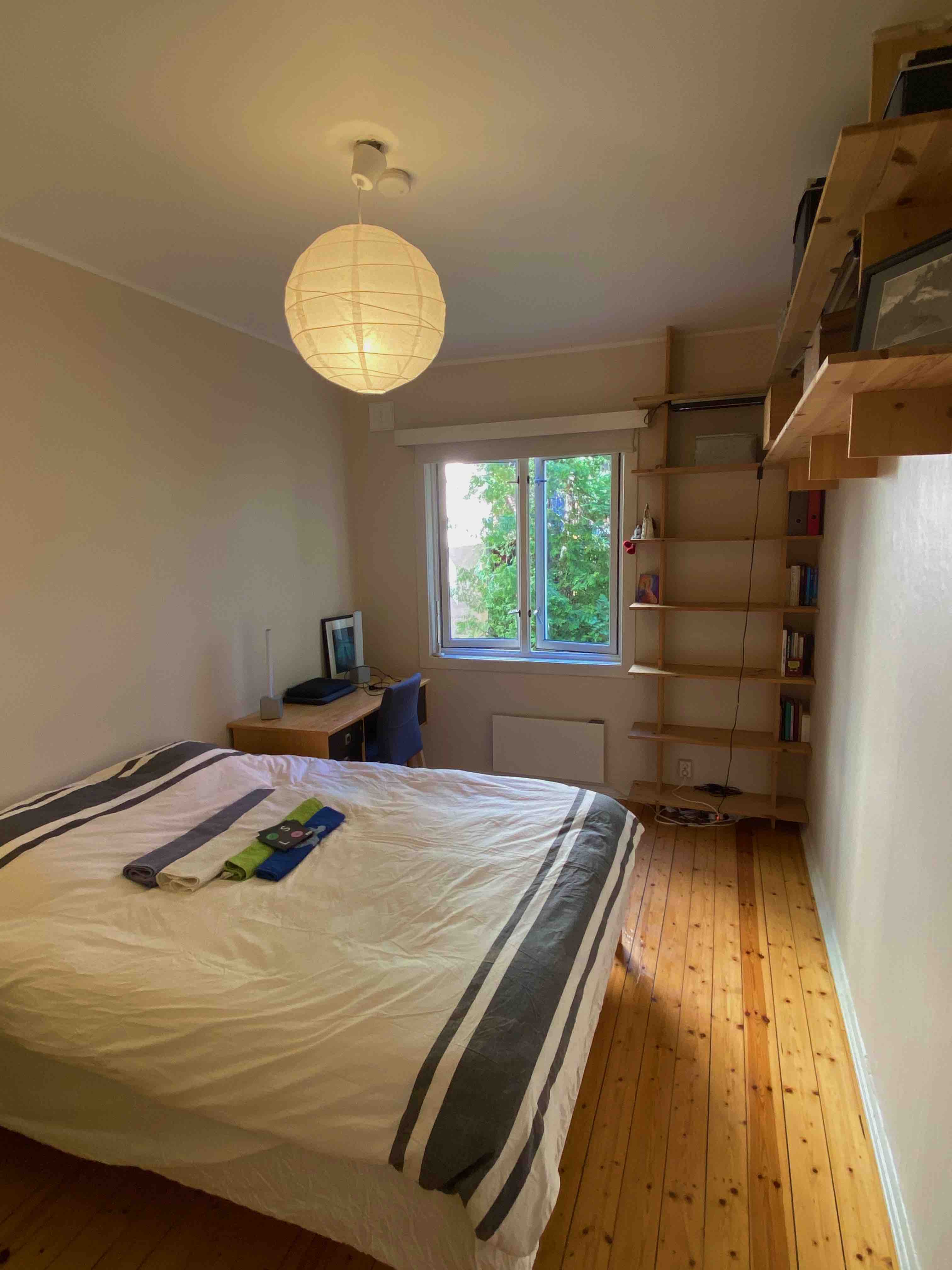 Central, Large Room in friendly apt in Grünerløkka, Oslo