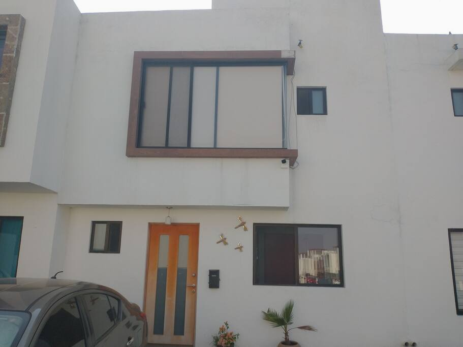 Beautiful house in ZIBATÁ GOLF CLUB