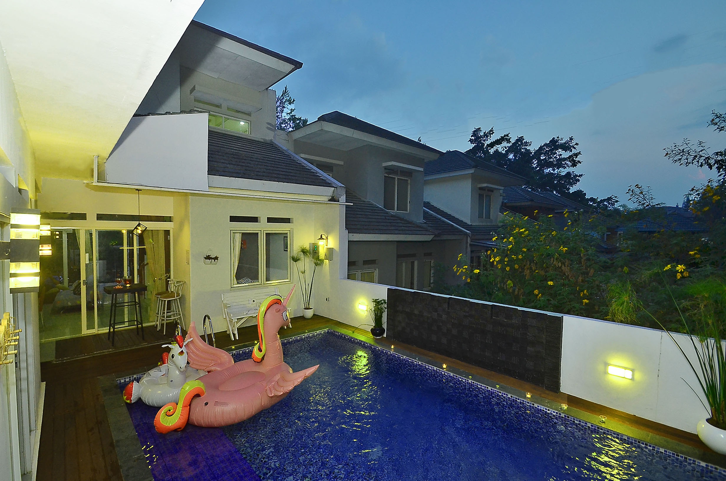 Sewa Villa Dago Resort, Bandung (Amethyst FE-22) - Airbnb