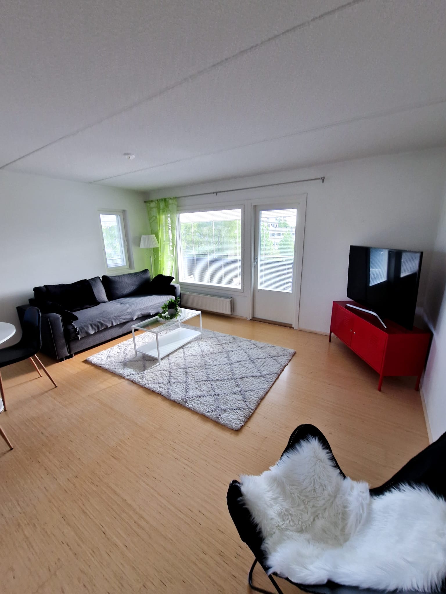 Bright one-bedroom apartment in the center