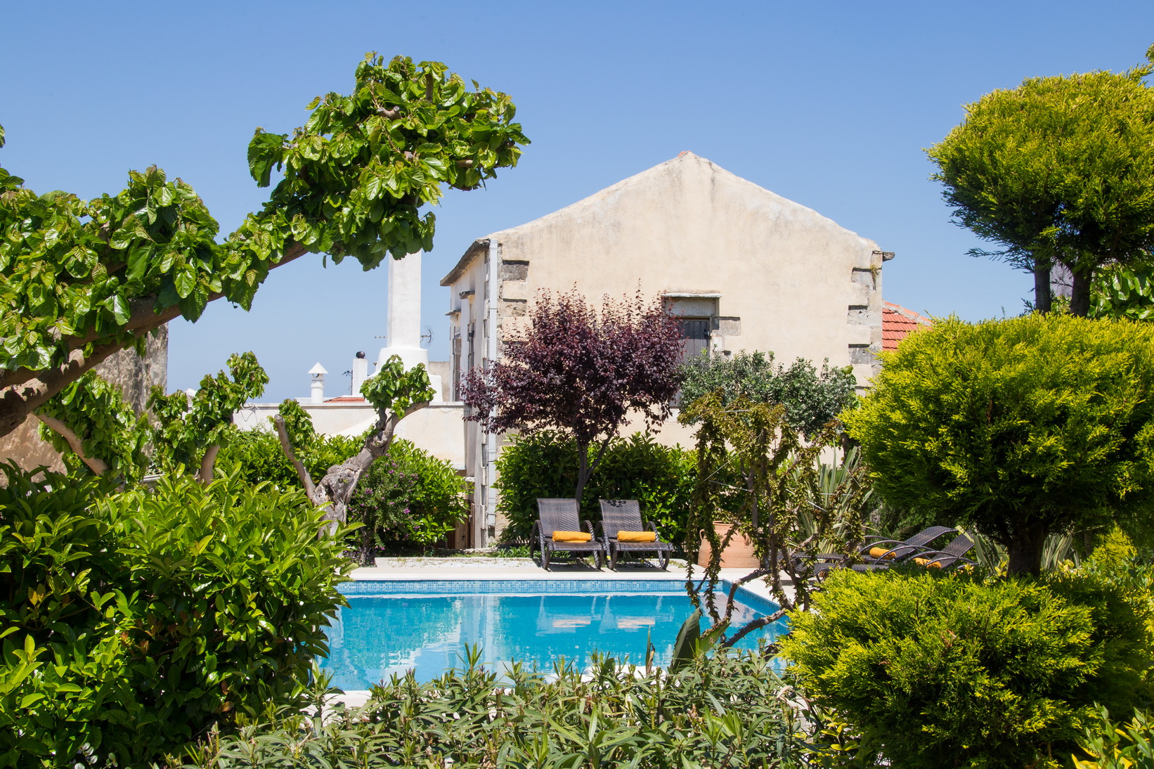 14th c. historic JNR suite, private terrace & pool in Ρεθύμνης, Crete
