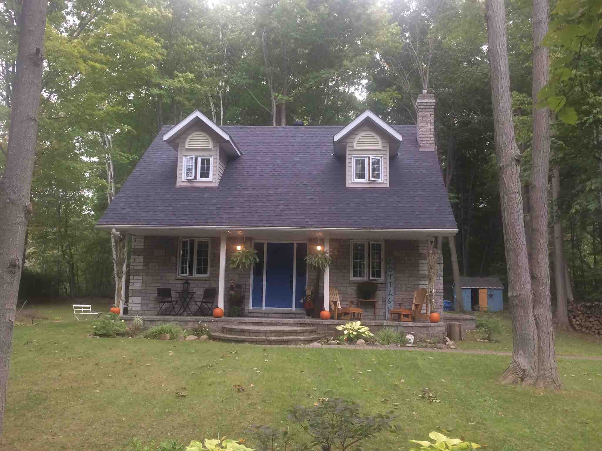 Charming Stone Cottage in Sauble Beach