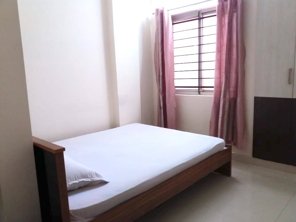Cozy 2BHK near Spice garden Marathahalli Apartments for Rent in