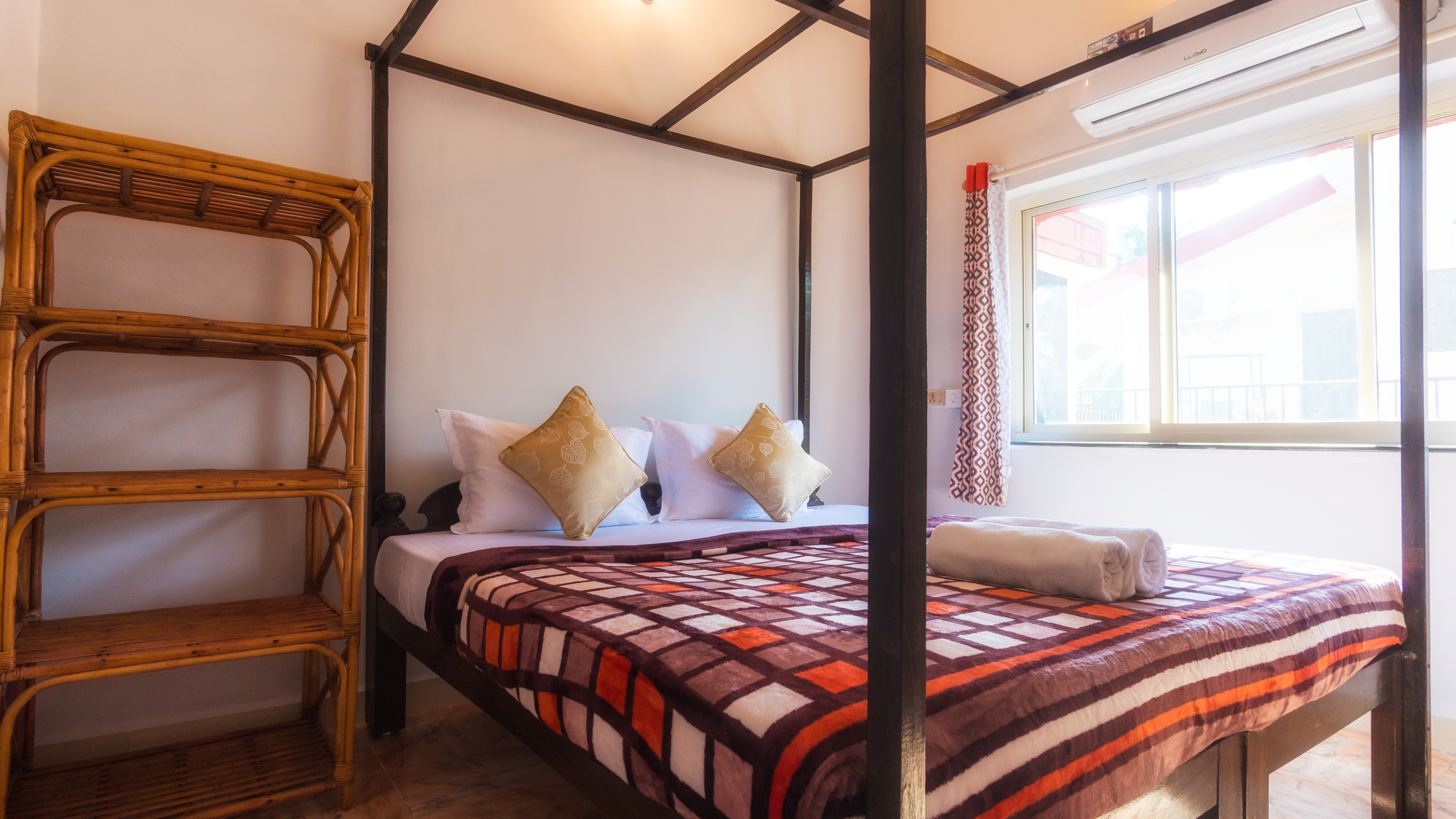 Valuable Stays Beachside 1 BHK near Baga  👉