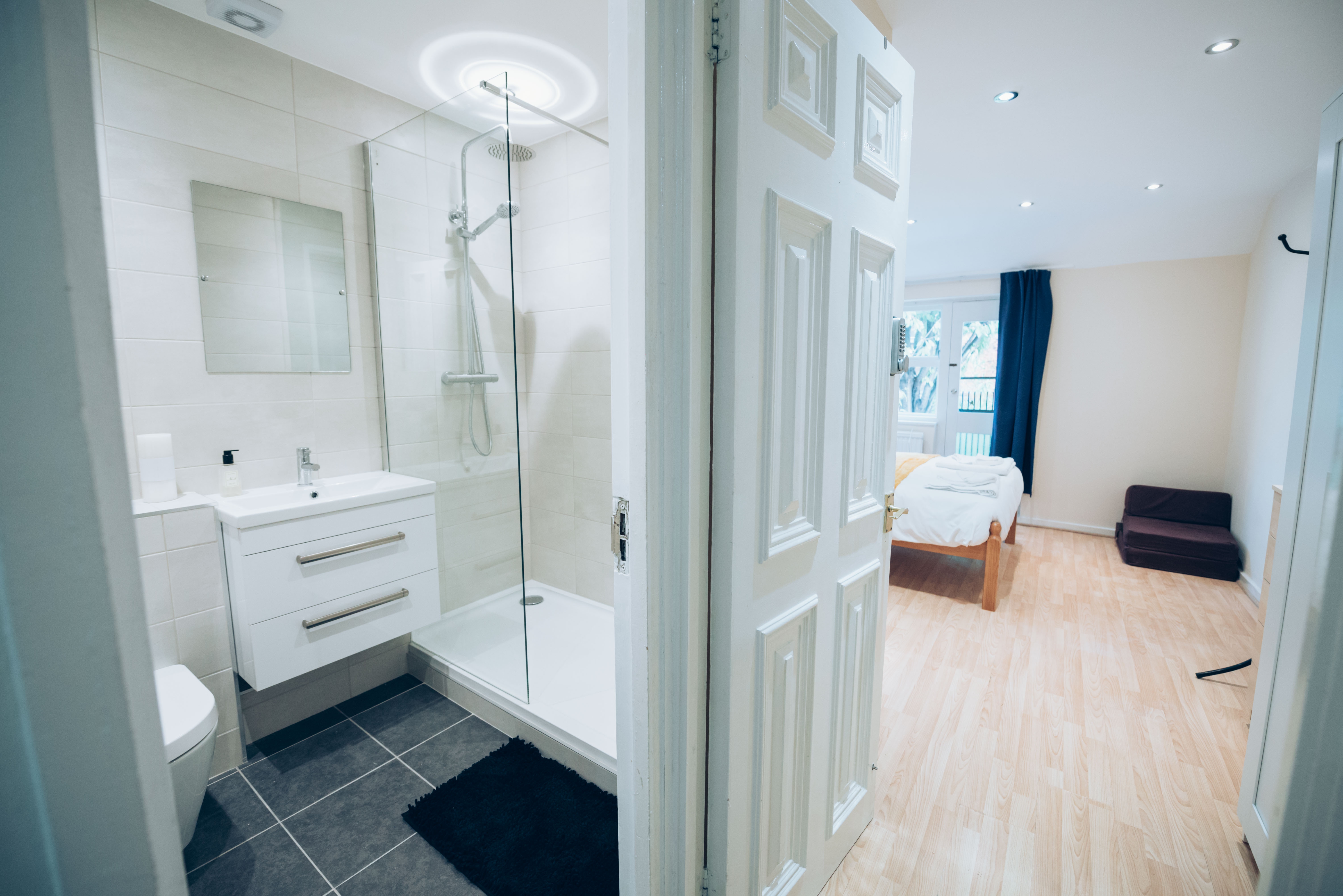 Elegant Large Room In Kings Cross Eurostar Zone 1