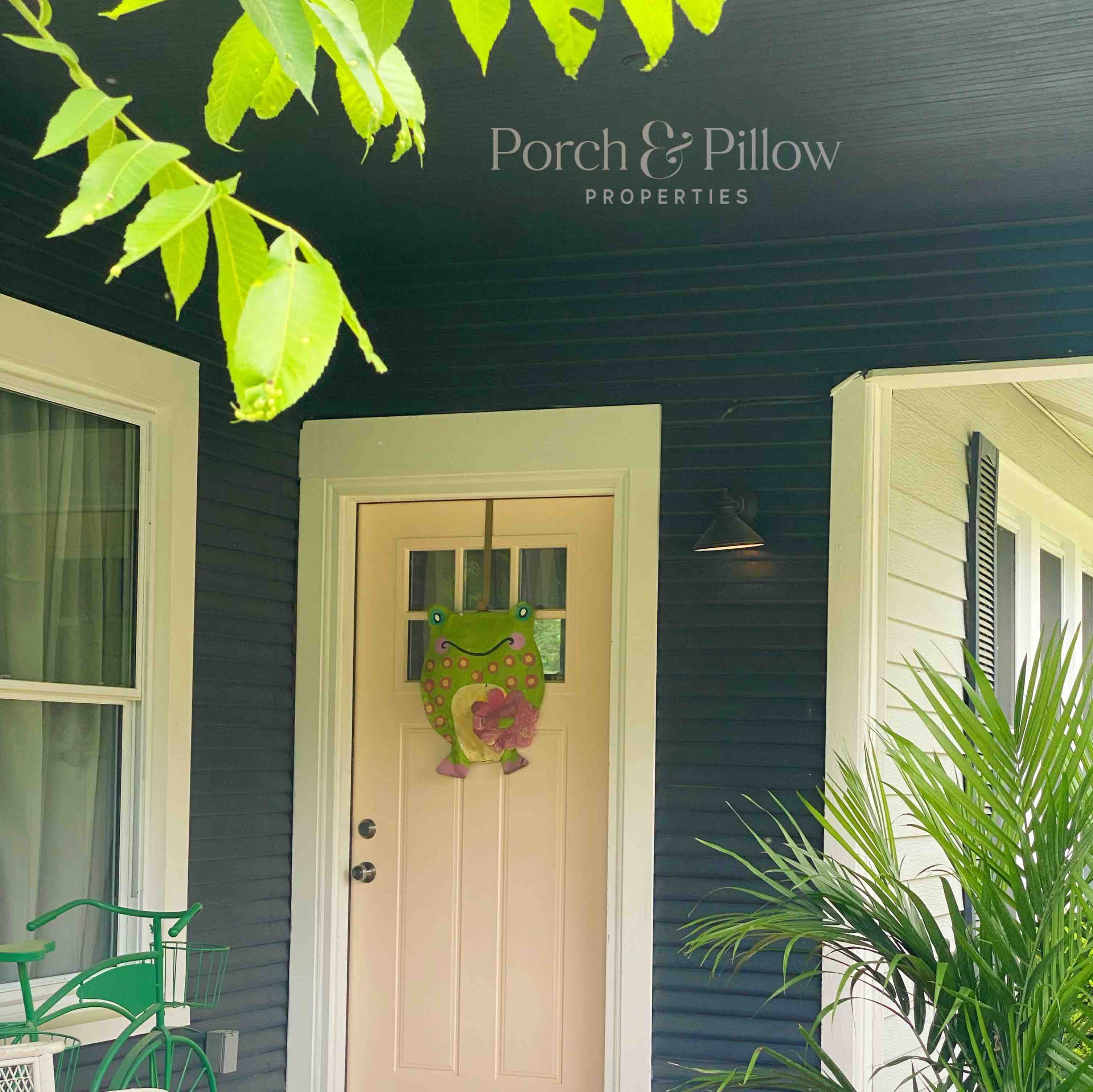 1920’s Classic Craftsman Charmer-Private Porch