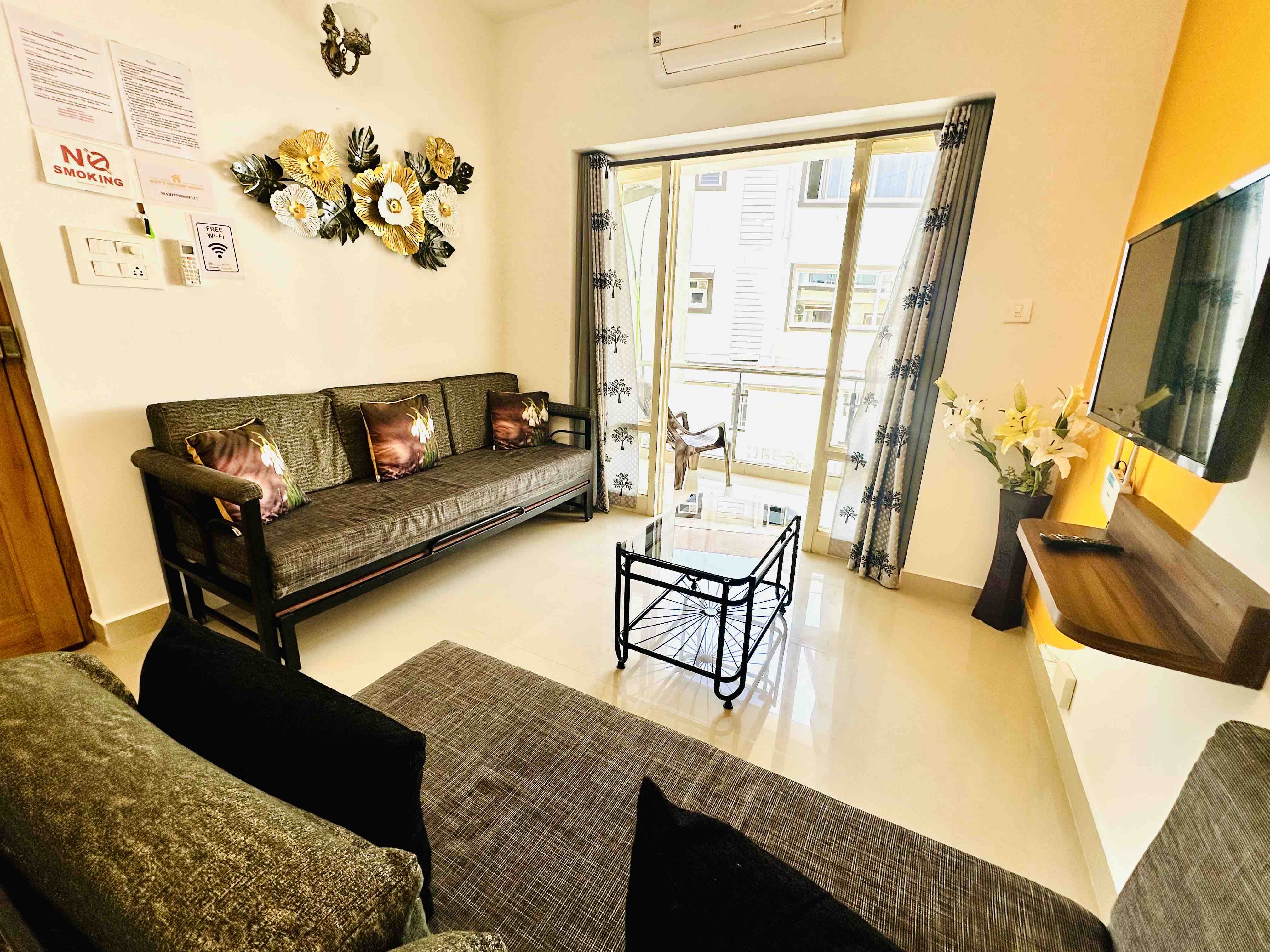 * La Manche - 4 mins from the beach  *