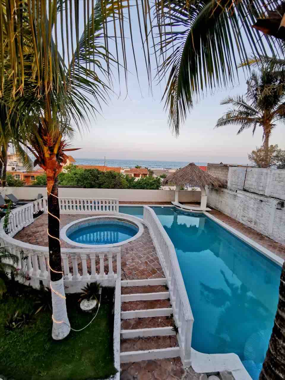 Avar maja koos basseiniga, Chachalacas. – Majad üüripinda asukohas  Chachalacas, Veracruz, Mehhiko - Airbnb