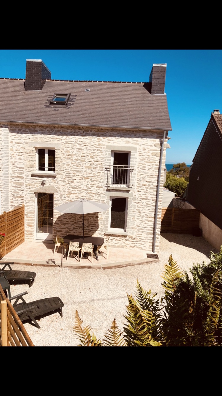 Gîte bord de mer sur le chemin de la plage Houses for Rent in