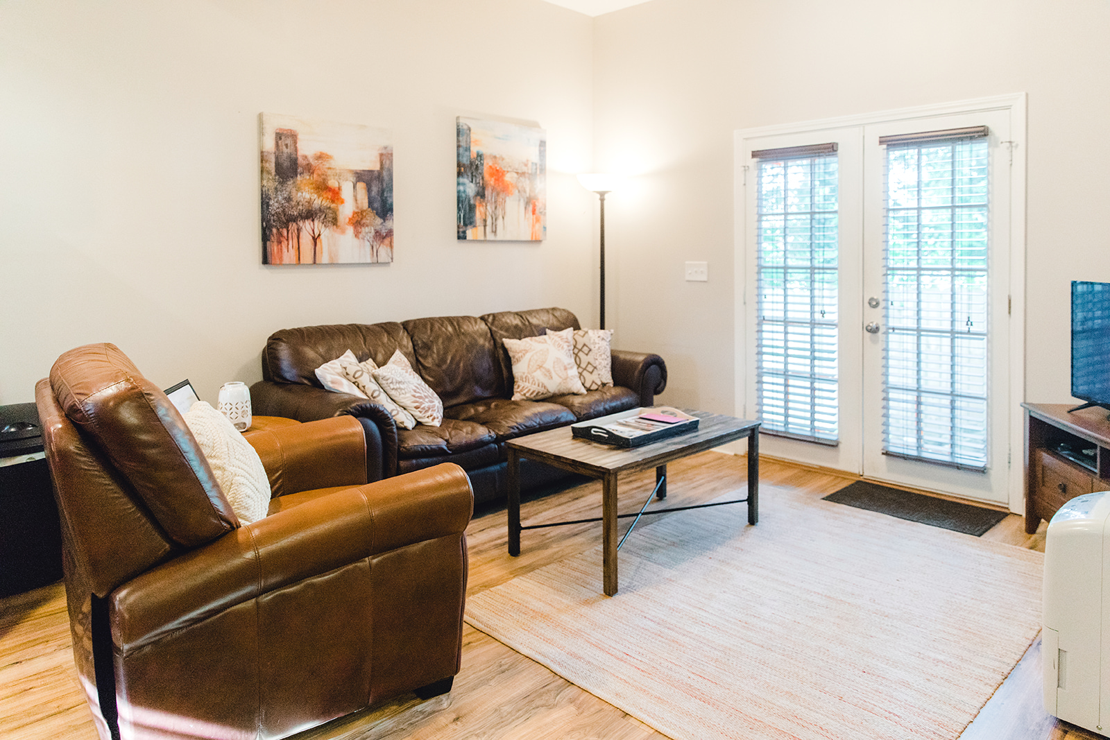 Charming First Floor Carriage House Apartment Guesthouses For Rent In Atlanta Georgia United States Charming First Floor Carriage House Apartment Guesthouses For Rent In Atlanta Georgia United States
