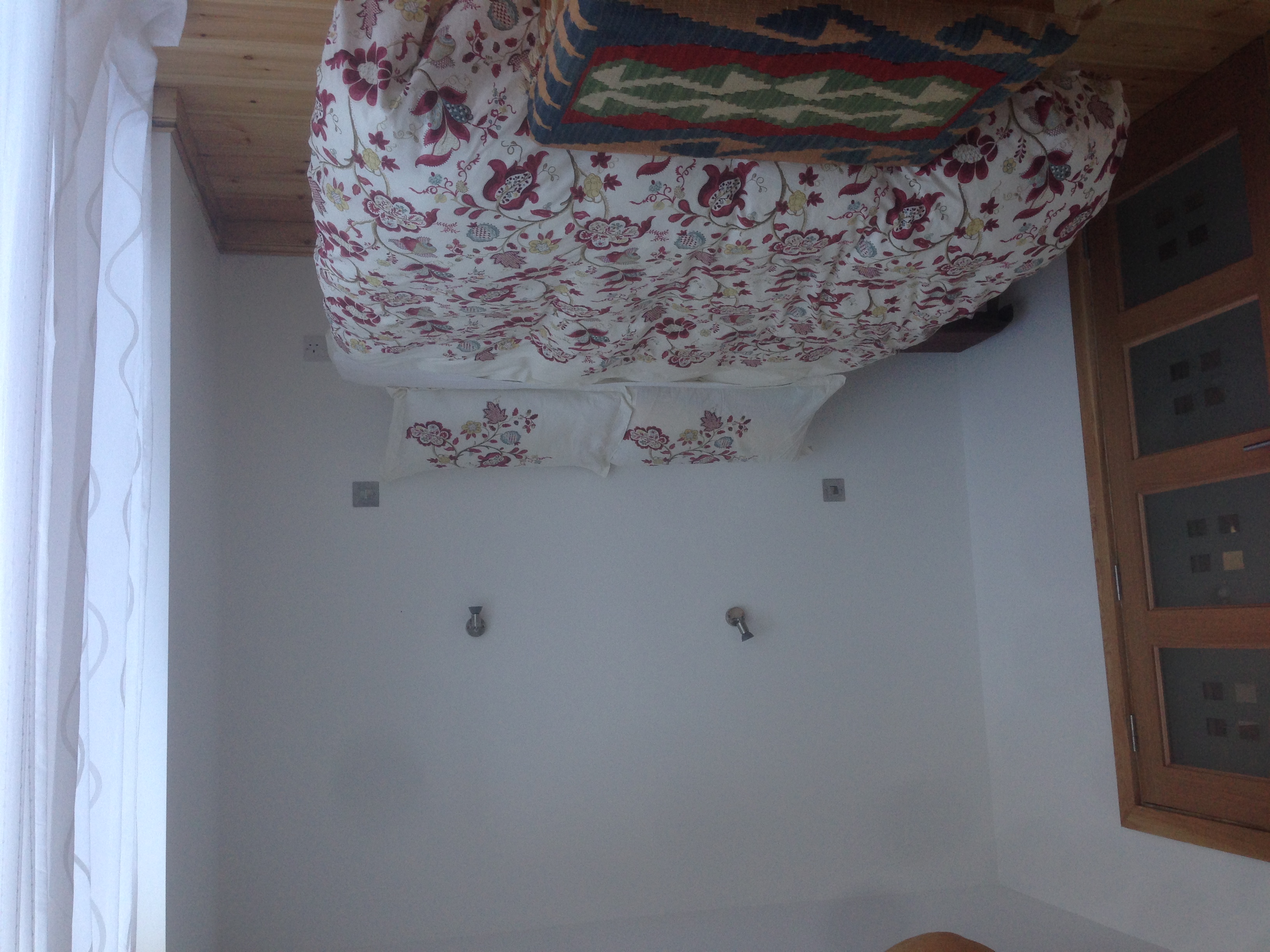 Double room ensuite bathroom with breakfast
