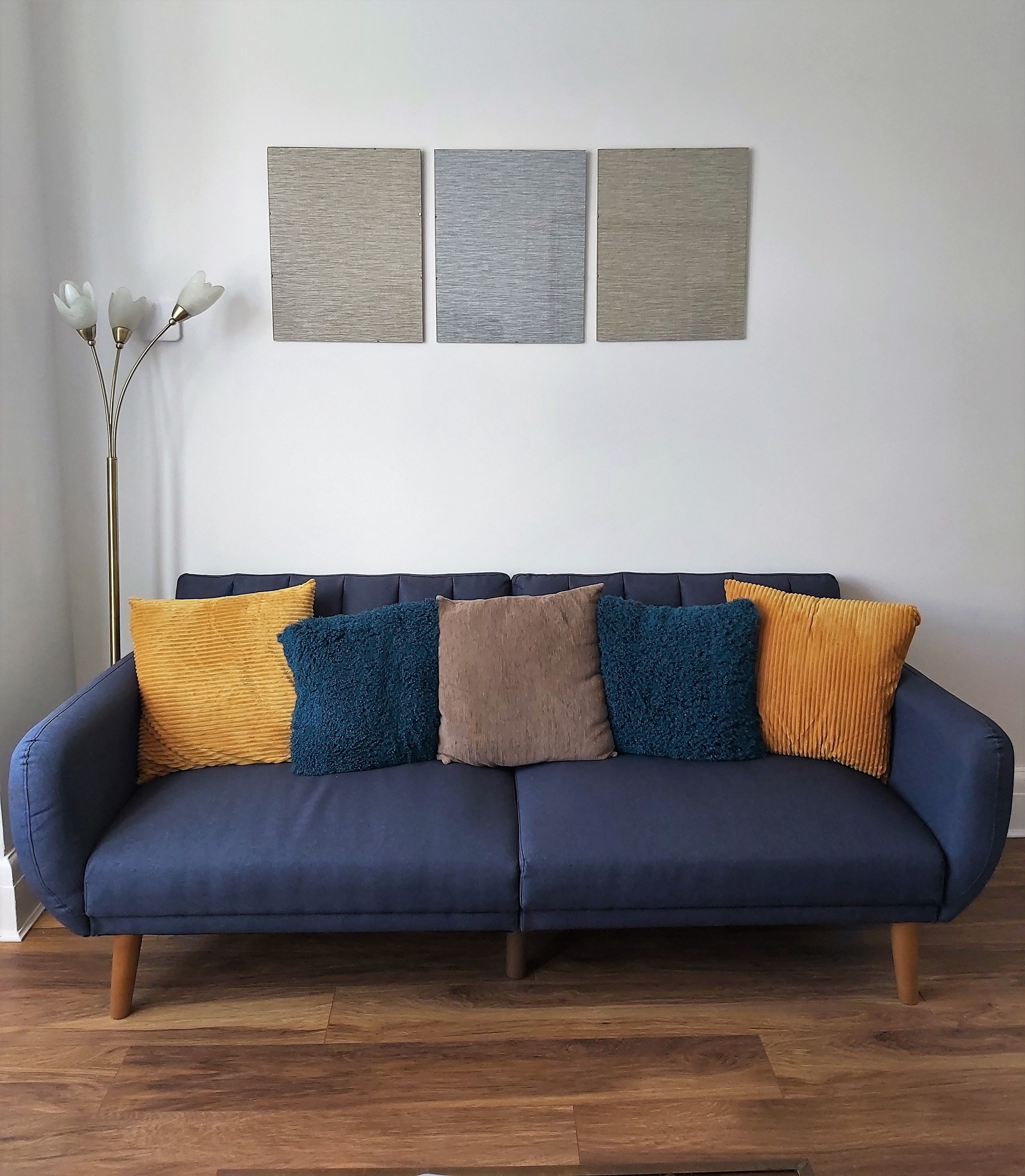 Beautifully renovated 2 Bed flat - Close to beach