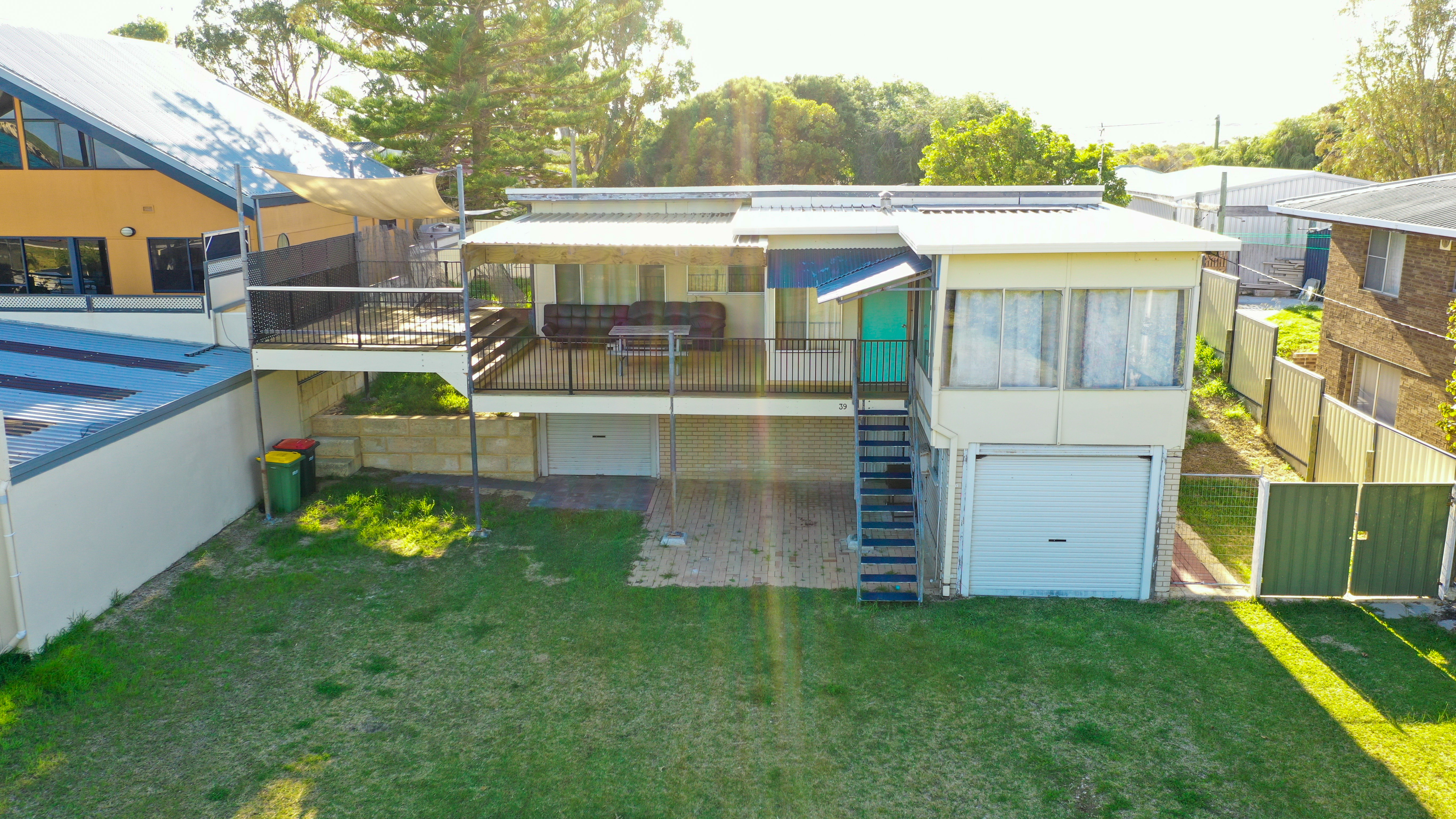 Authentic beach home in prime spot & ocean views!