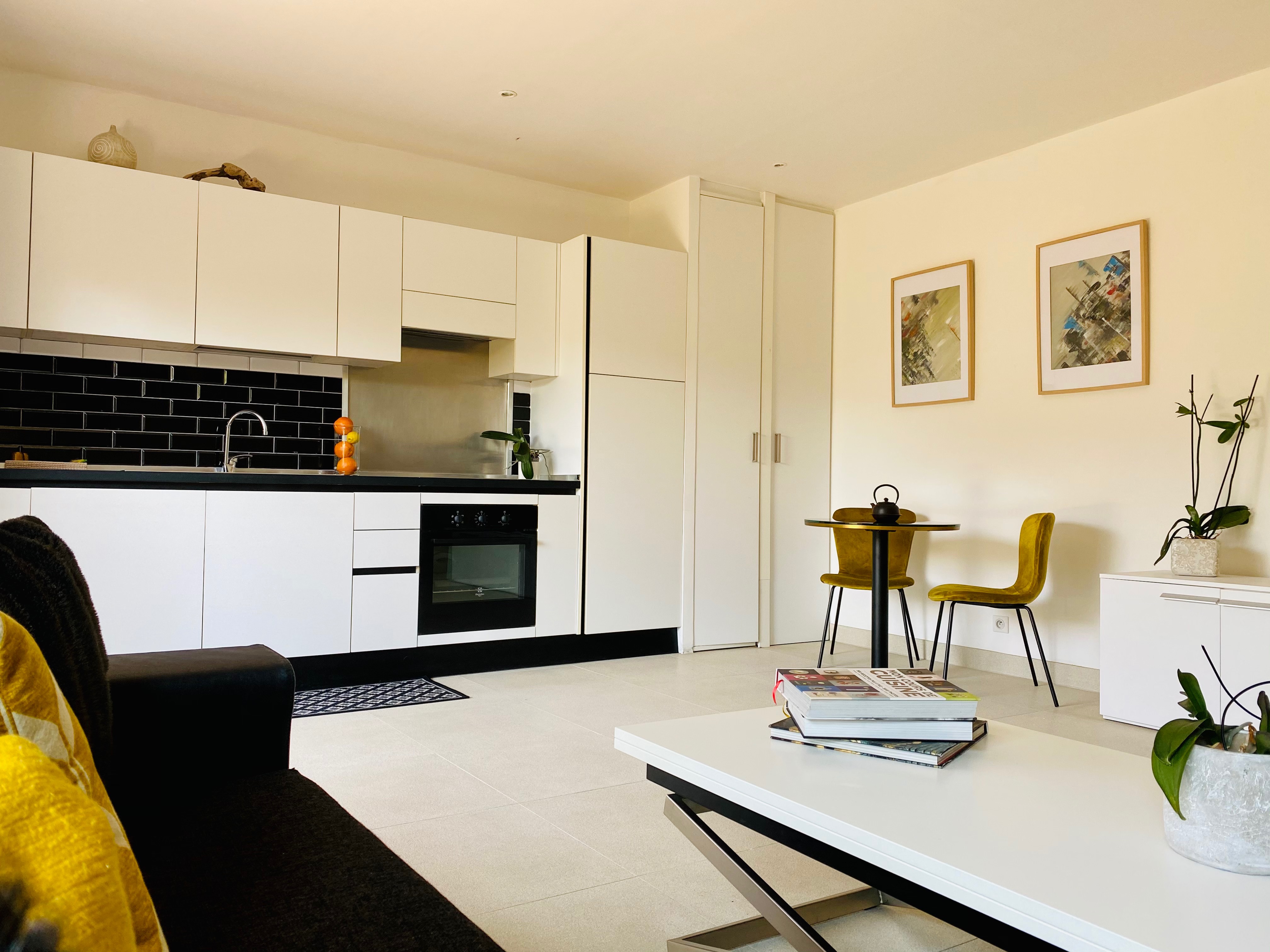 Ideal cozy apartment for two 5 minutes from the beaches