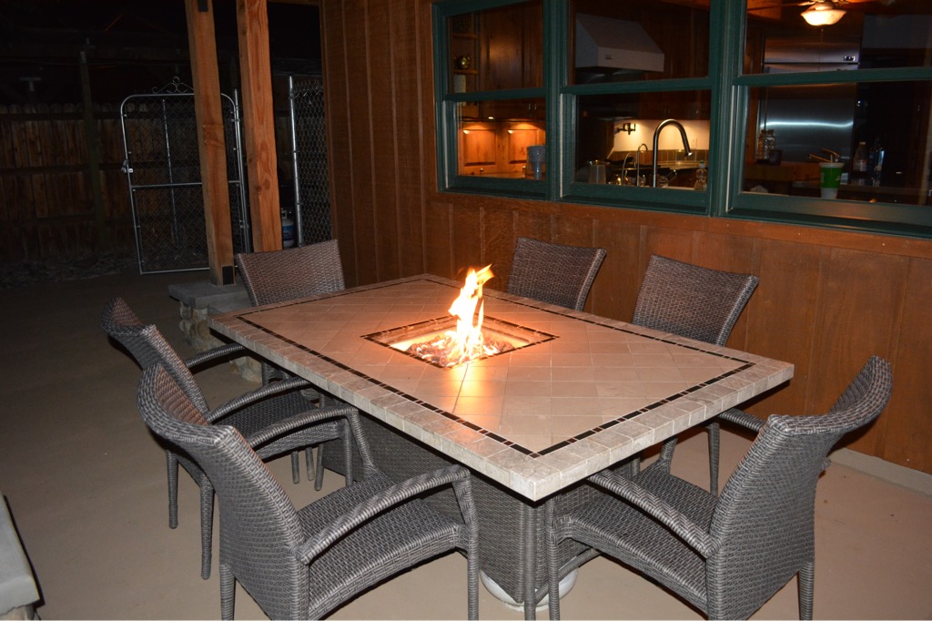 The Lazy Crane; A Luxury Cabin on the Kern River Cabins for Rent in