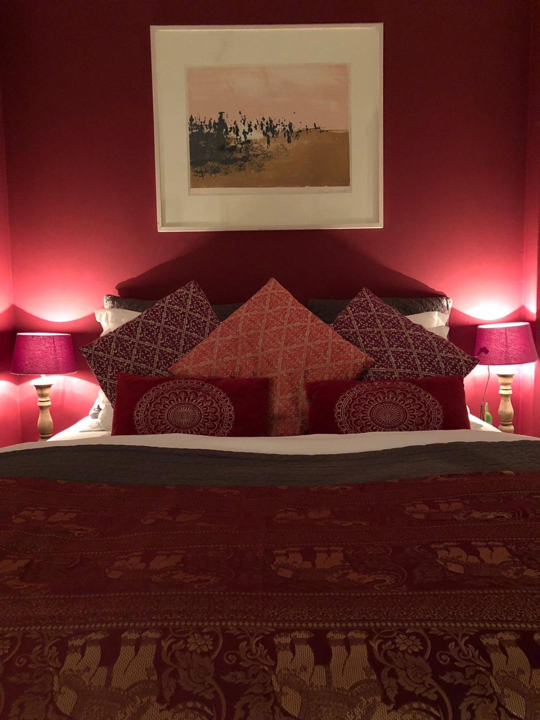 The pink room, relax and rest, Amsterdam center — Amsterdam stay
