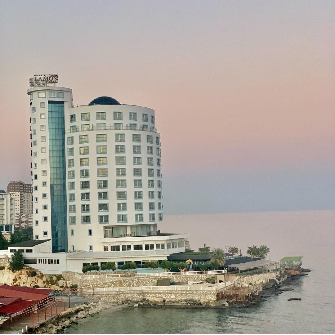 Mükemmel Konum Denize Sifir Erdemli şehrinde Kiralık Evler, Mersin