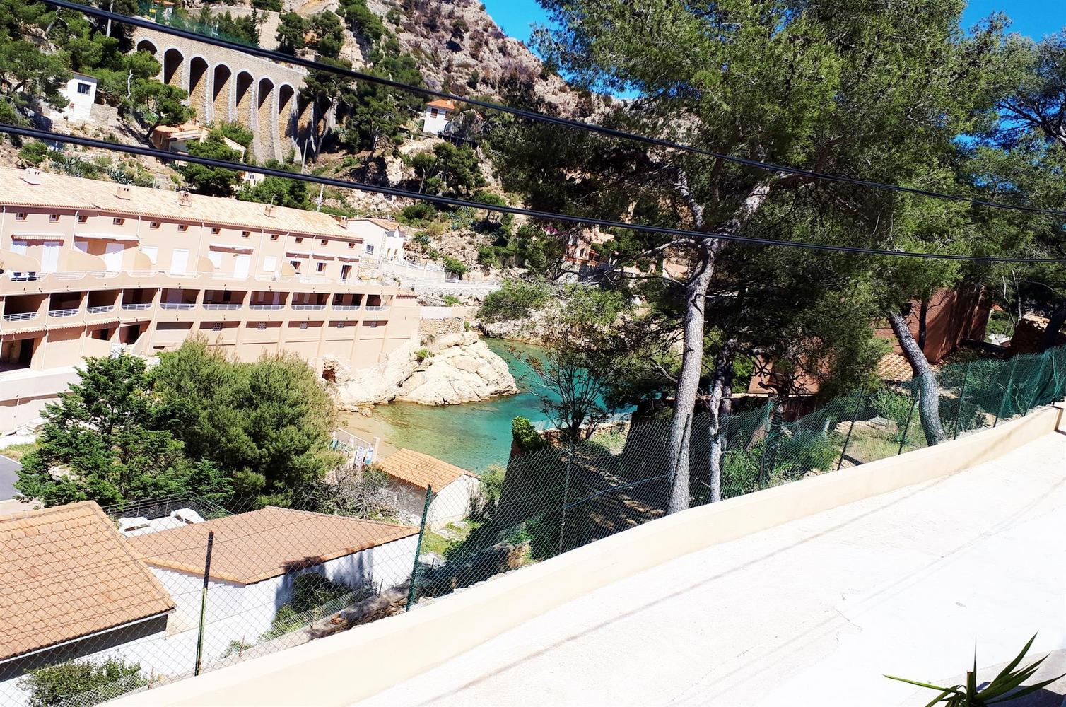 In the Calanques for sea and nature lovers