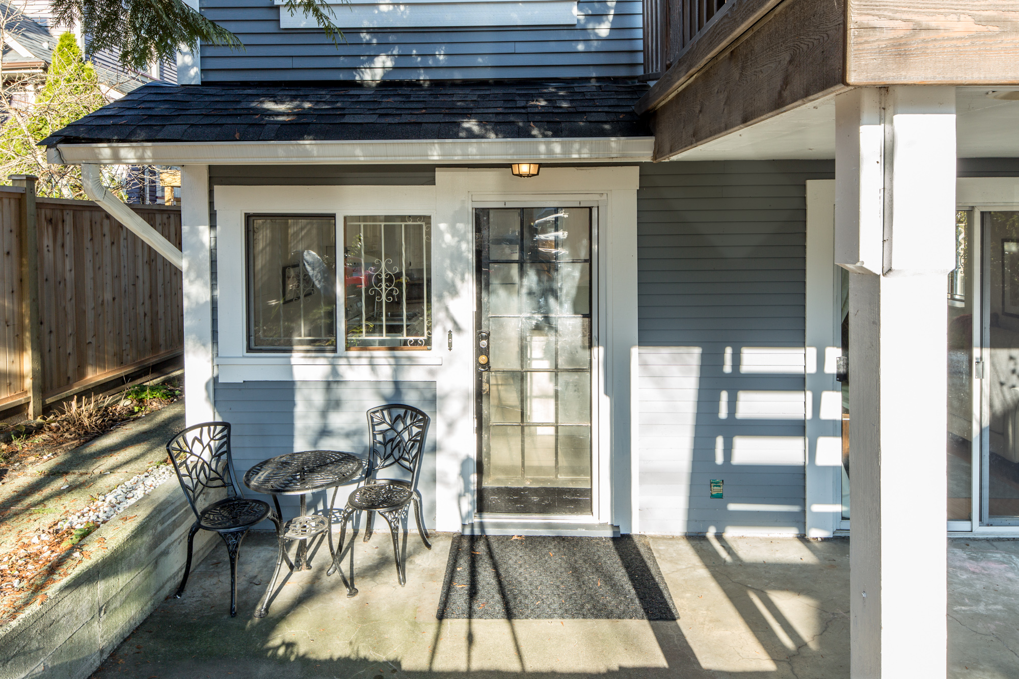 Mt Pleasant - Large 2 Bedroom Suite BL# 26-159924