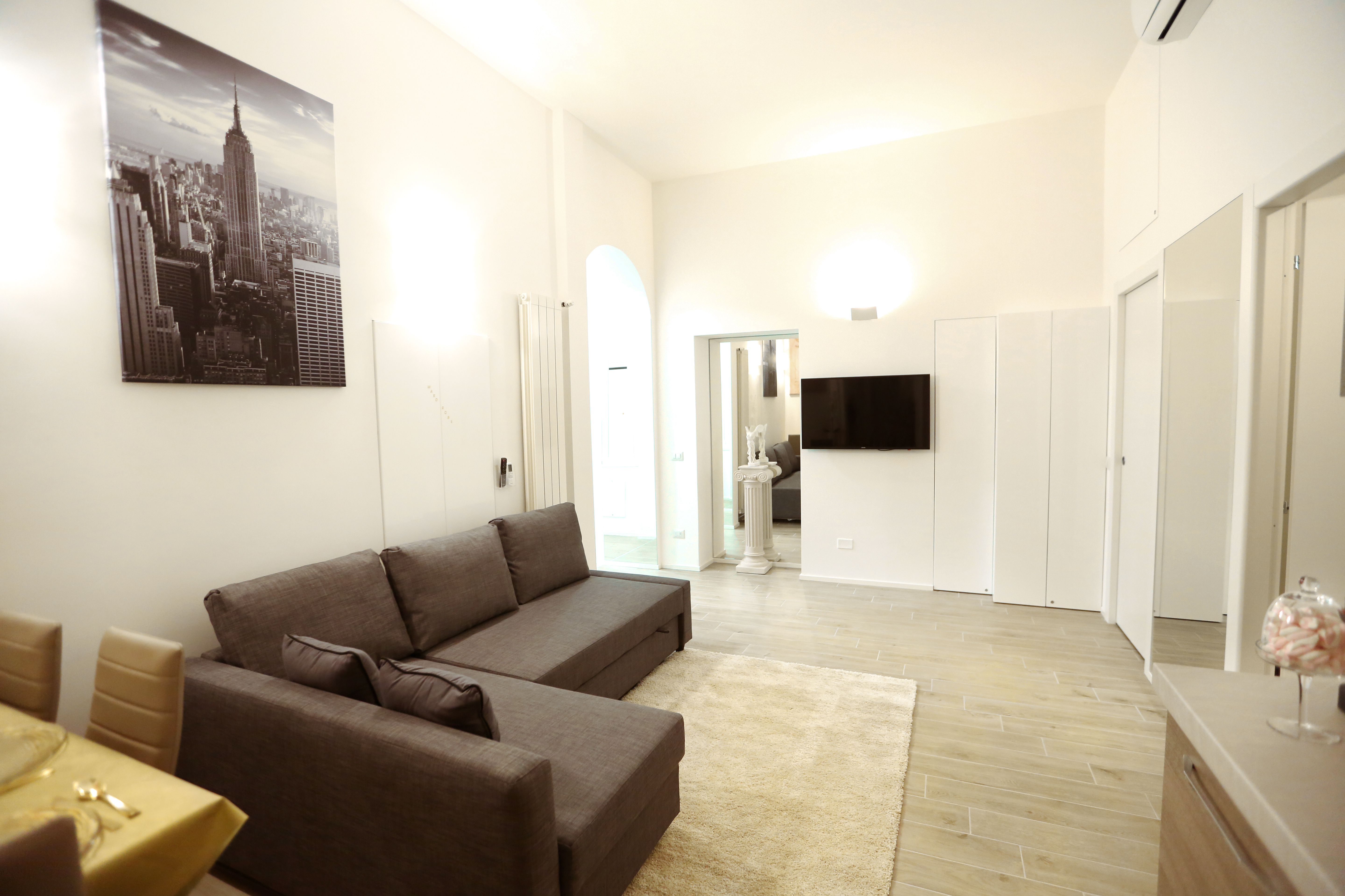 VINCI-LUXURY APARTMENT 100 mt from Central Station