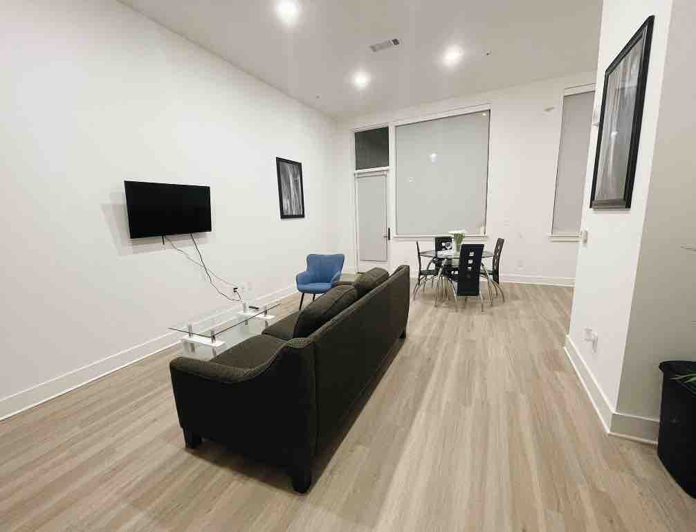 Peaceful &amp; Modern Studio Steps From Grant Park