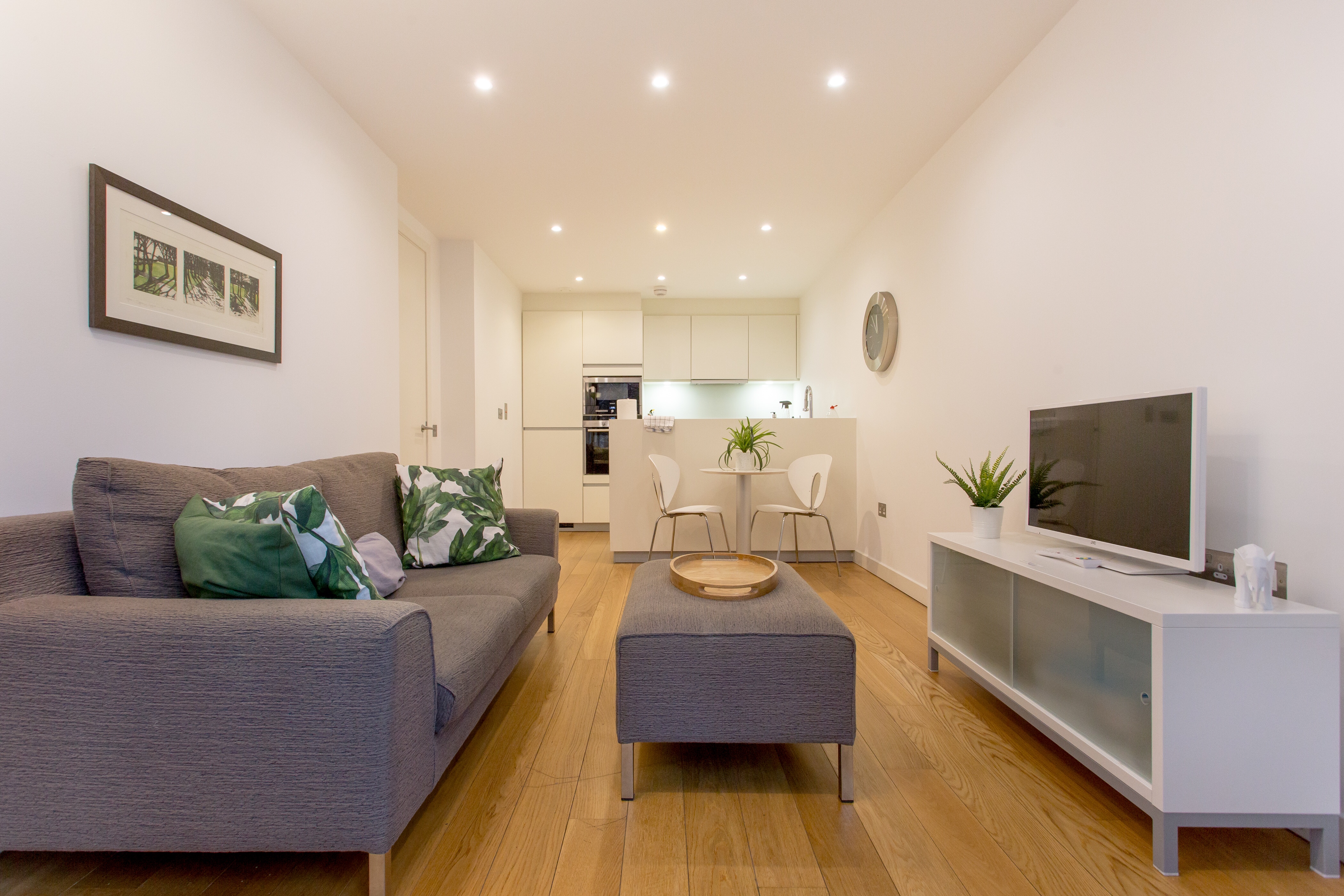 Boutique Quartermile Flat | King Bed | Old Town in Meadows and Southside, Edinburgh